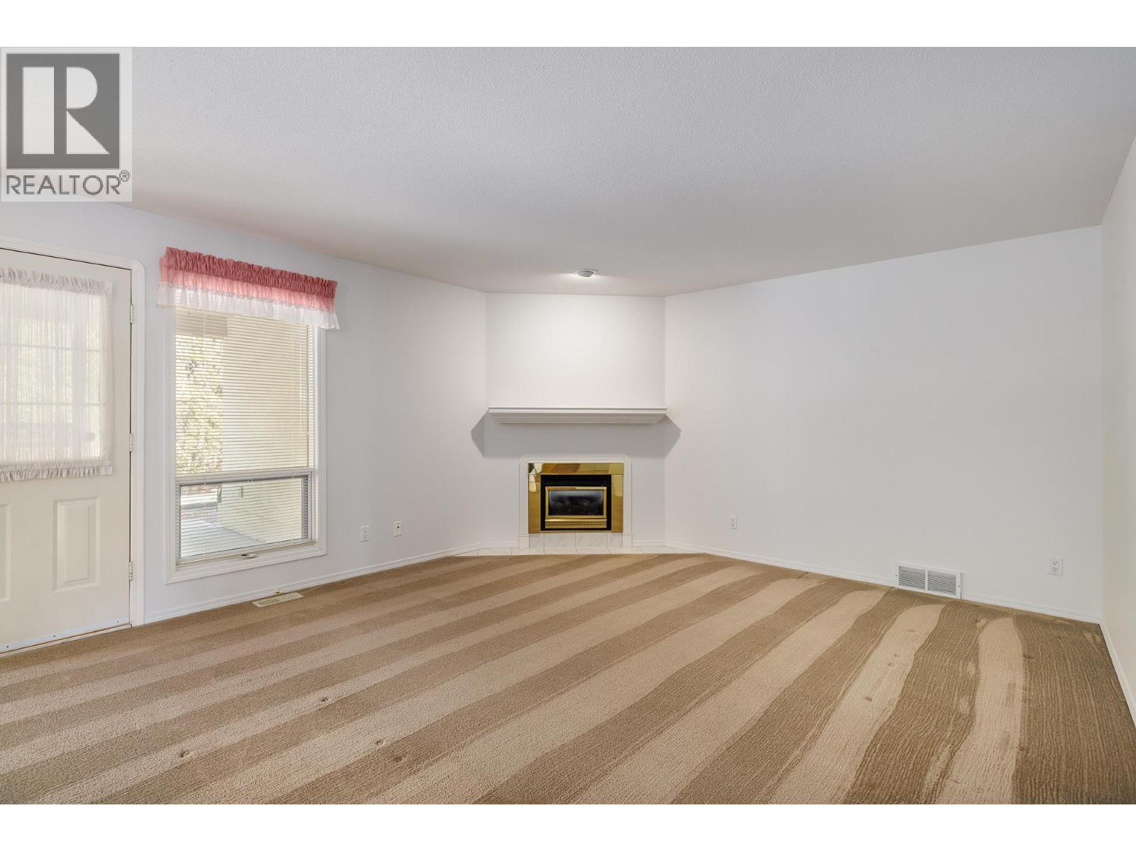 615 GLENMEADOWS Road Unit# 29