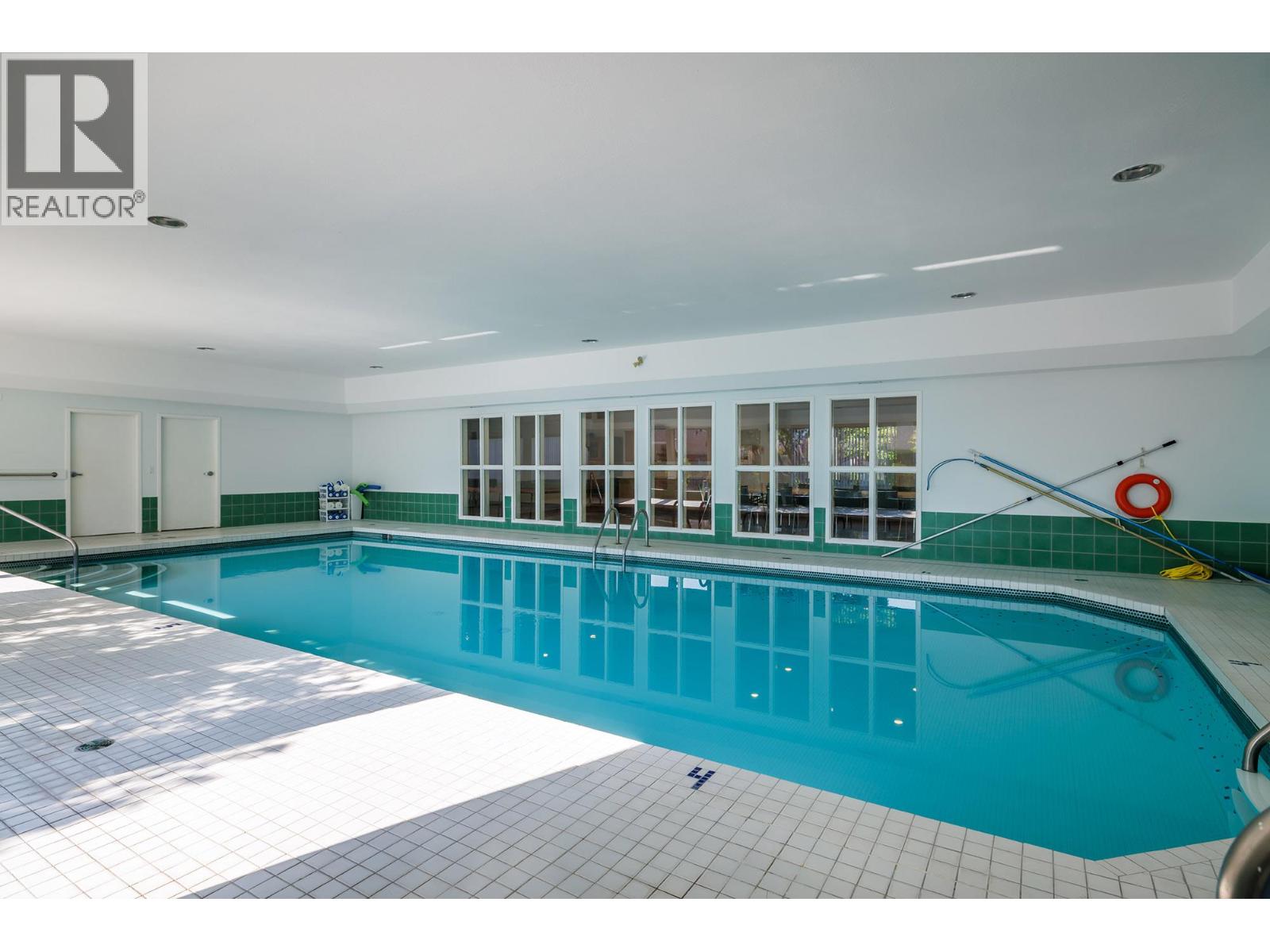 615 GLENMEADOWS Road Unit# 29