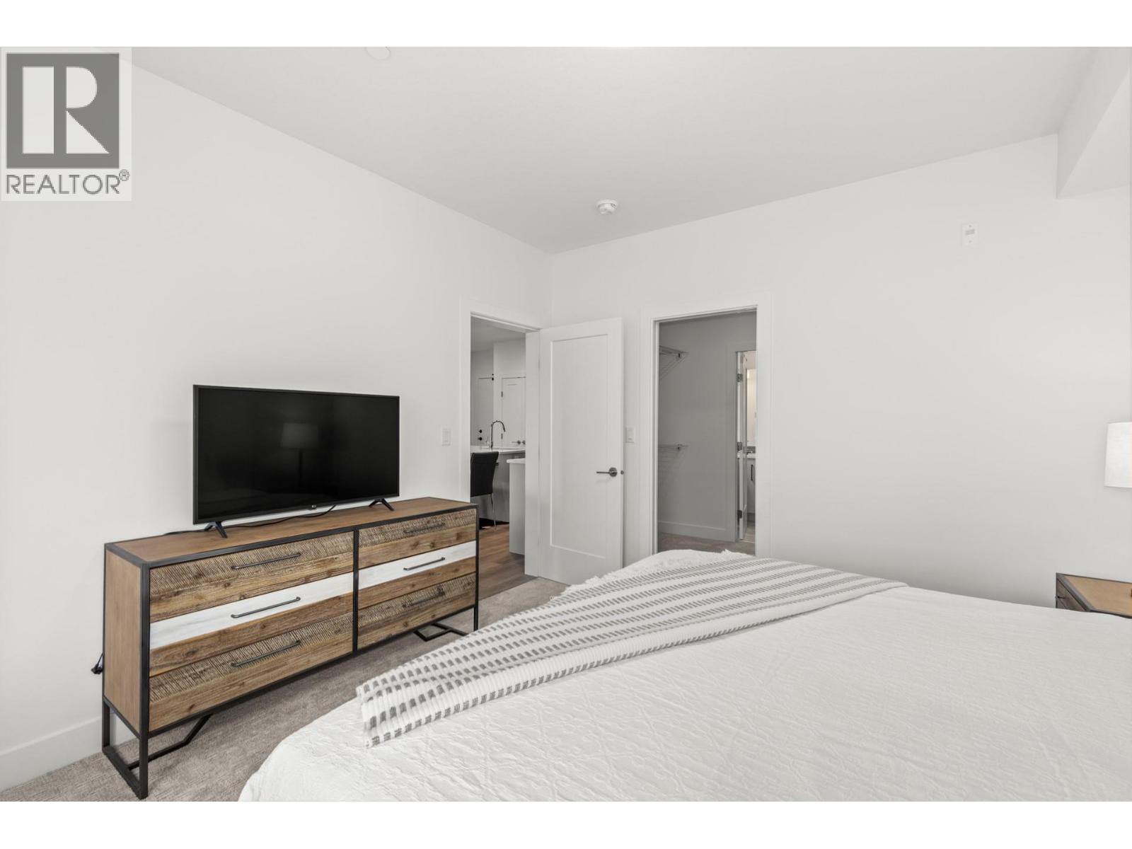 3434 McKinley Beach Drive Unit# 302