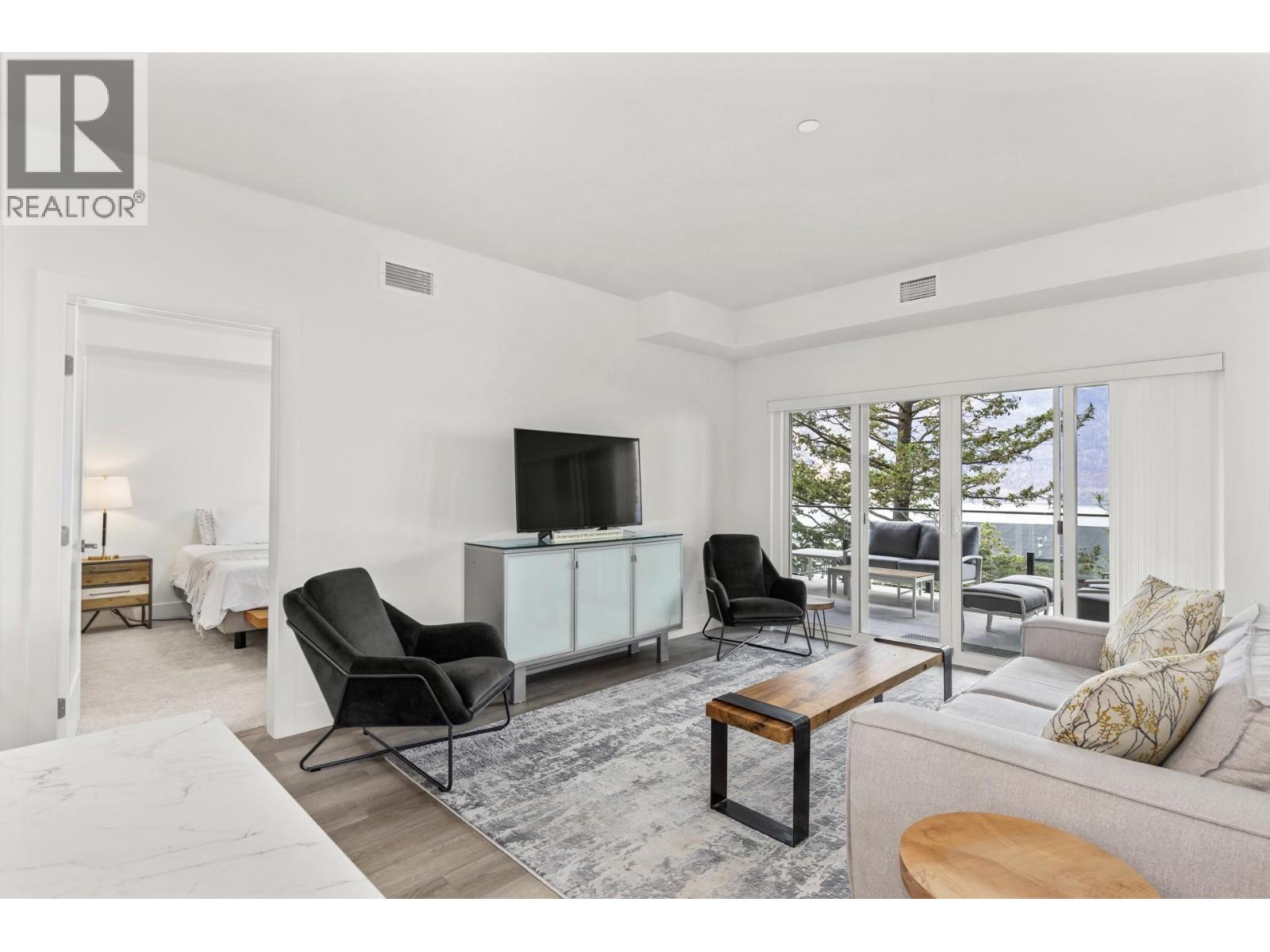 3434 McKinley Beach Drive Unit# 302