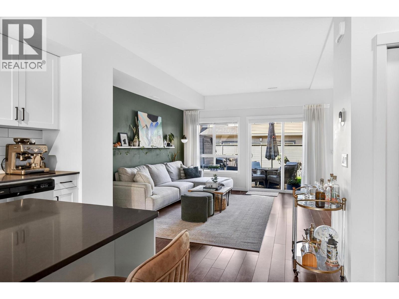 680 Old Meadows Road Unit# 33