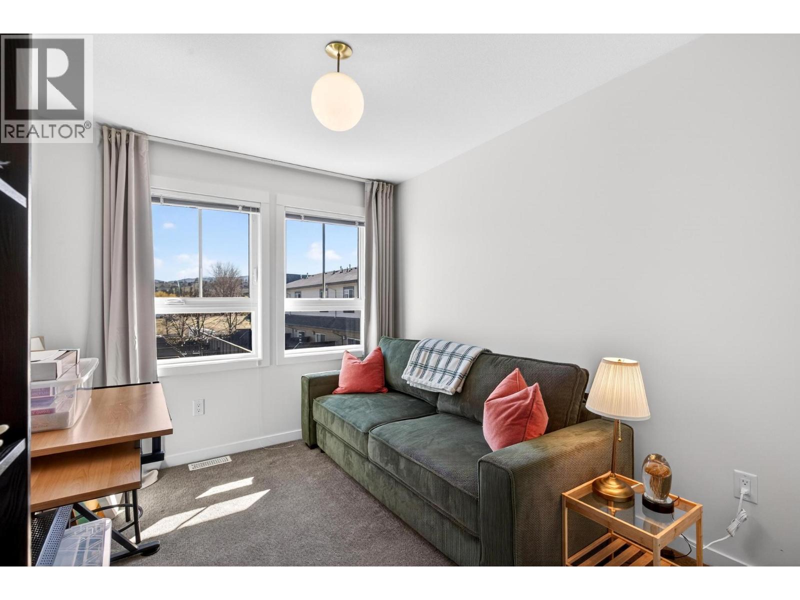 680 Old Meadows Road Unit# 33