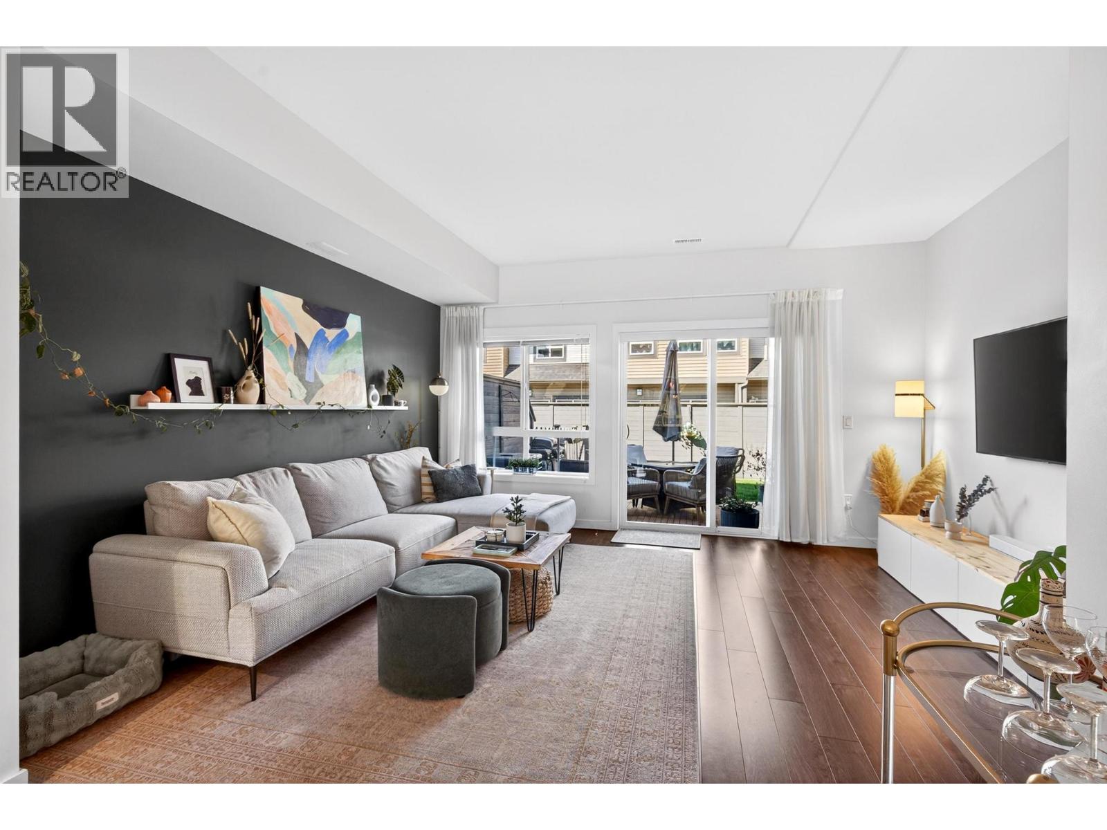 680 Old Meadows Road Unit# 33