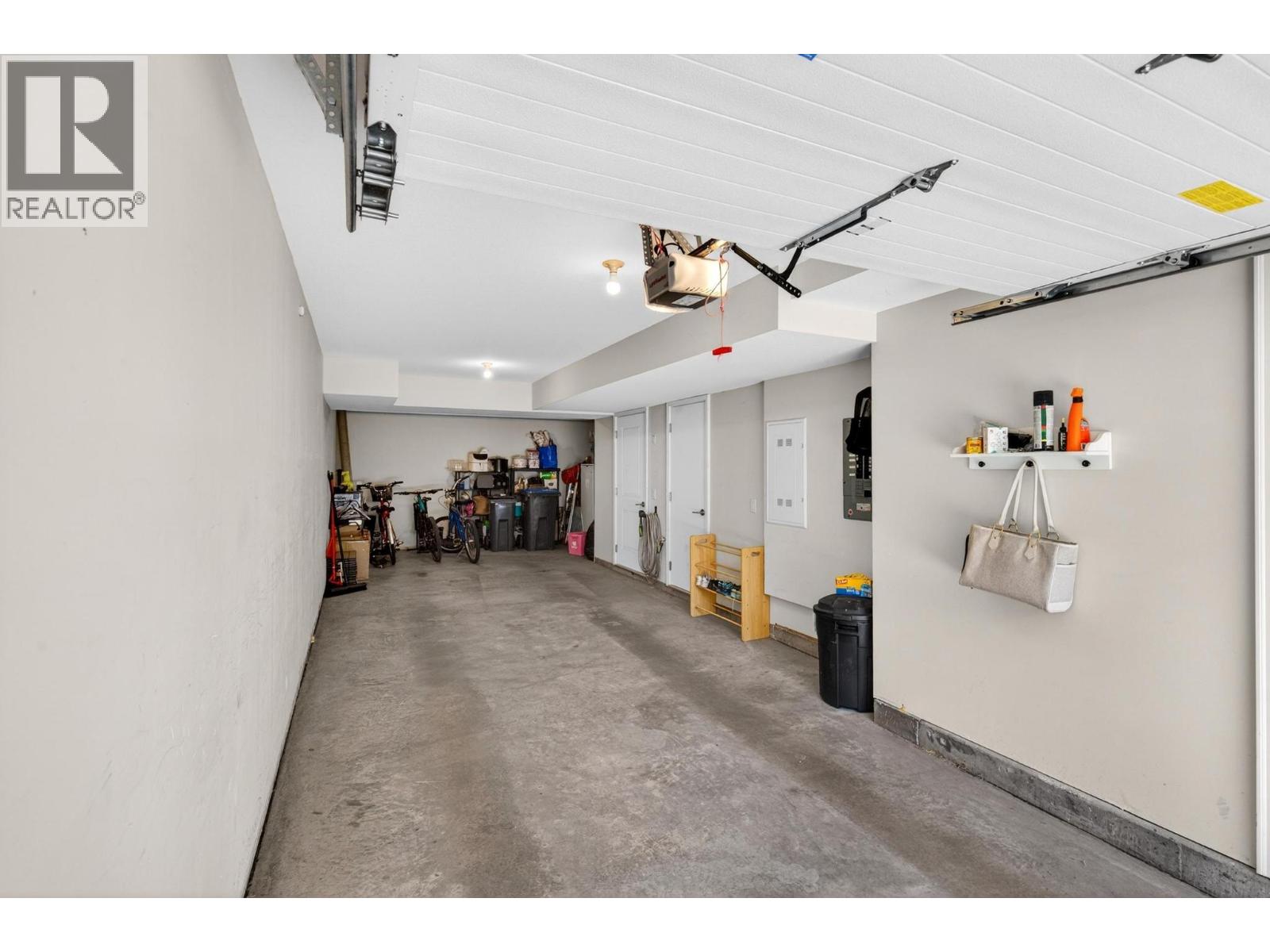 680 Old Meadows Road Unit# 33