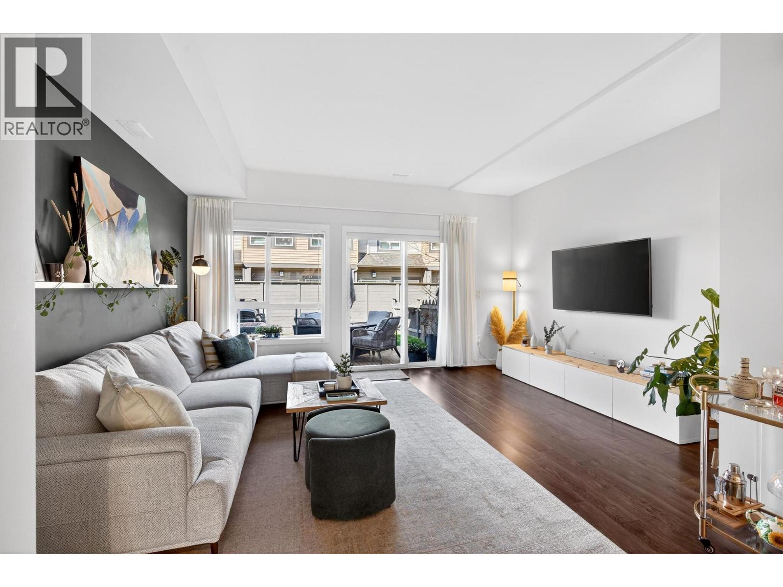 680 Old Meadows Road Unit# 33