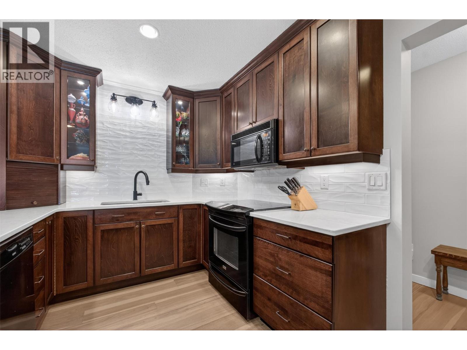1534 Lawrence Avenue Unit# 306