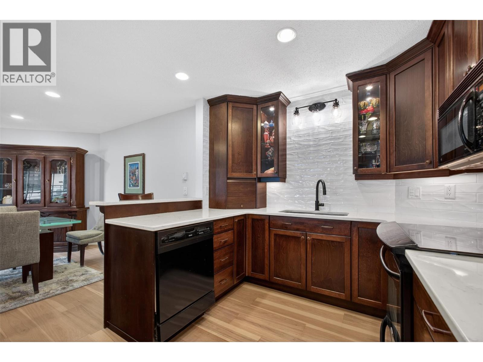 1534 Lawrence Avenue Unit# 306