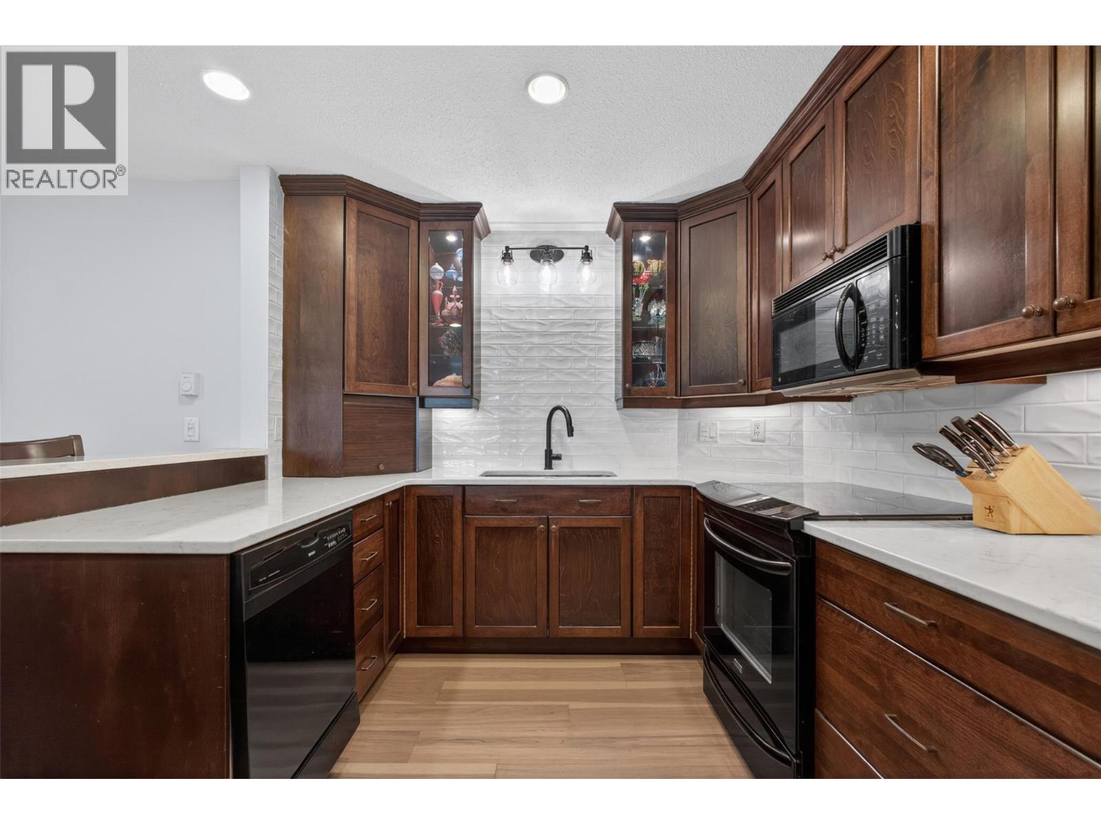 1534 Lawrence Avenue Unit# 306