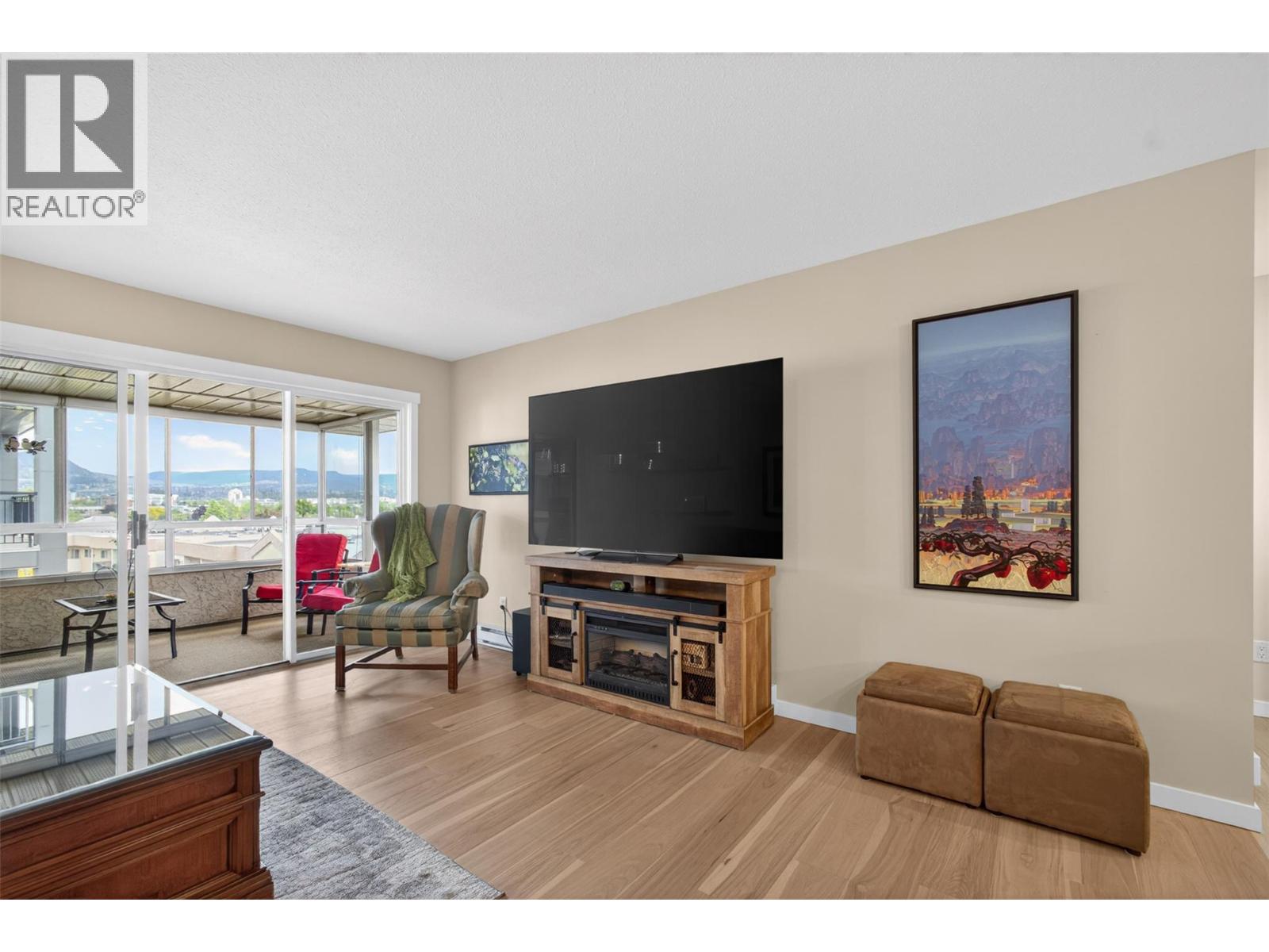 1534 Lawrence Avenue Unit# 306