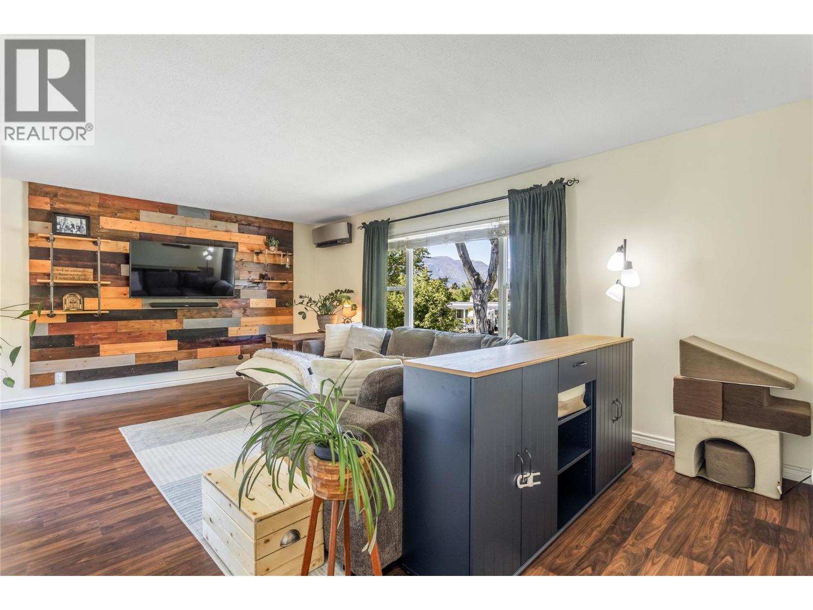 1385 Orchard Drive