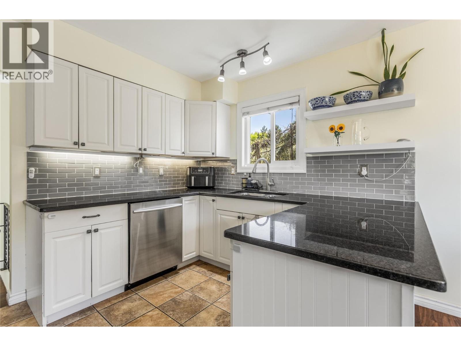 1385 Orchard Drive