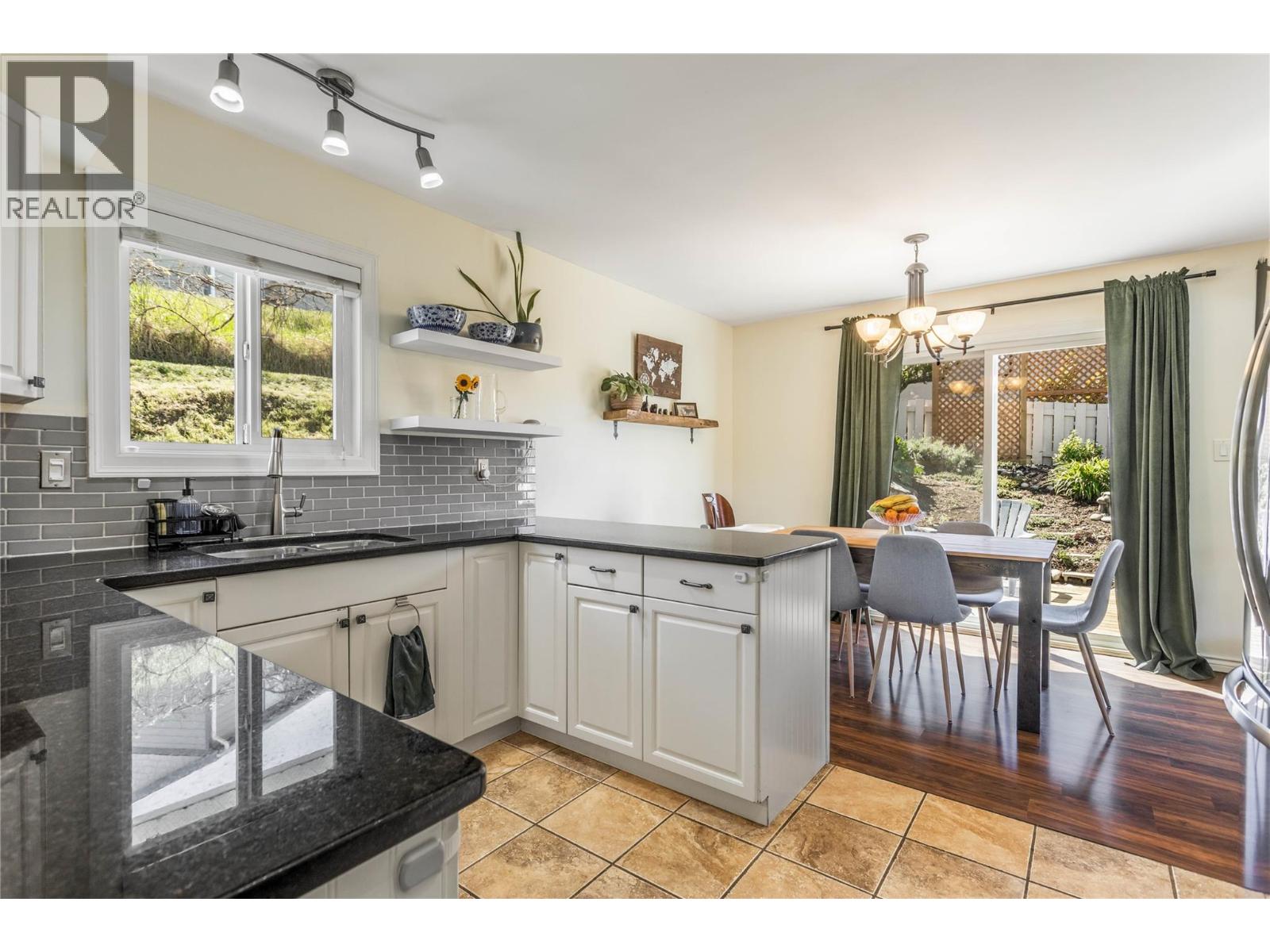 1385 Orchard Drive