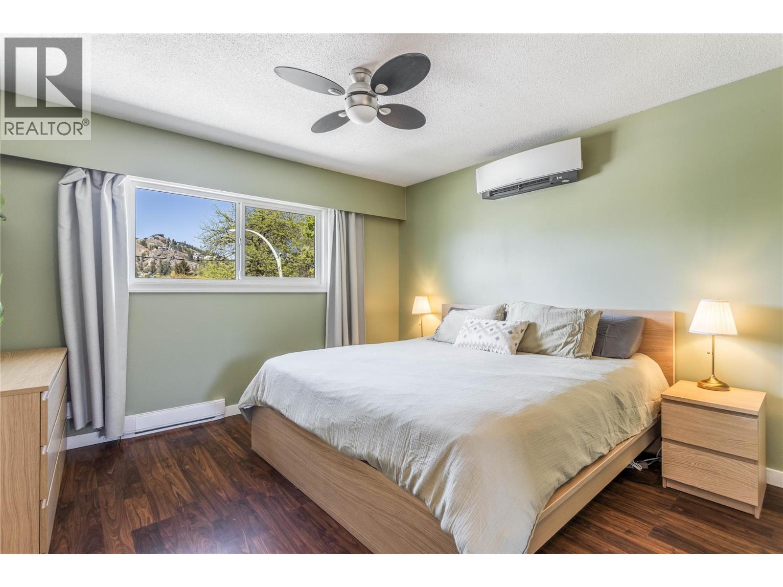 1385 Orchard Drive