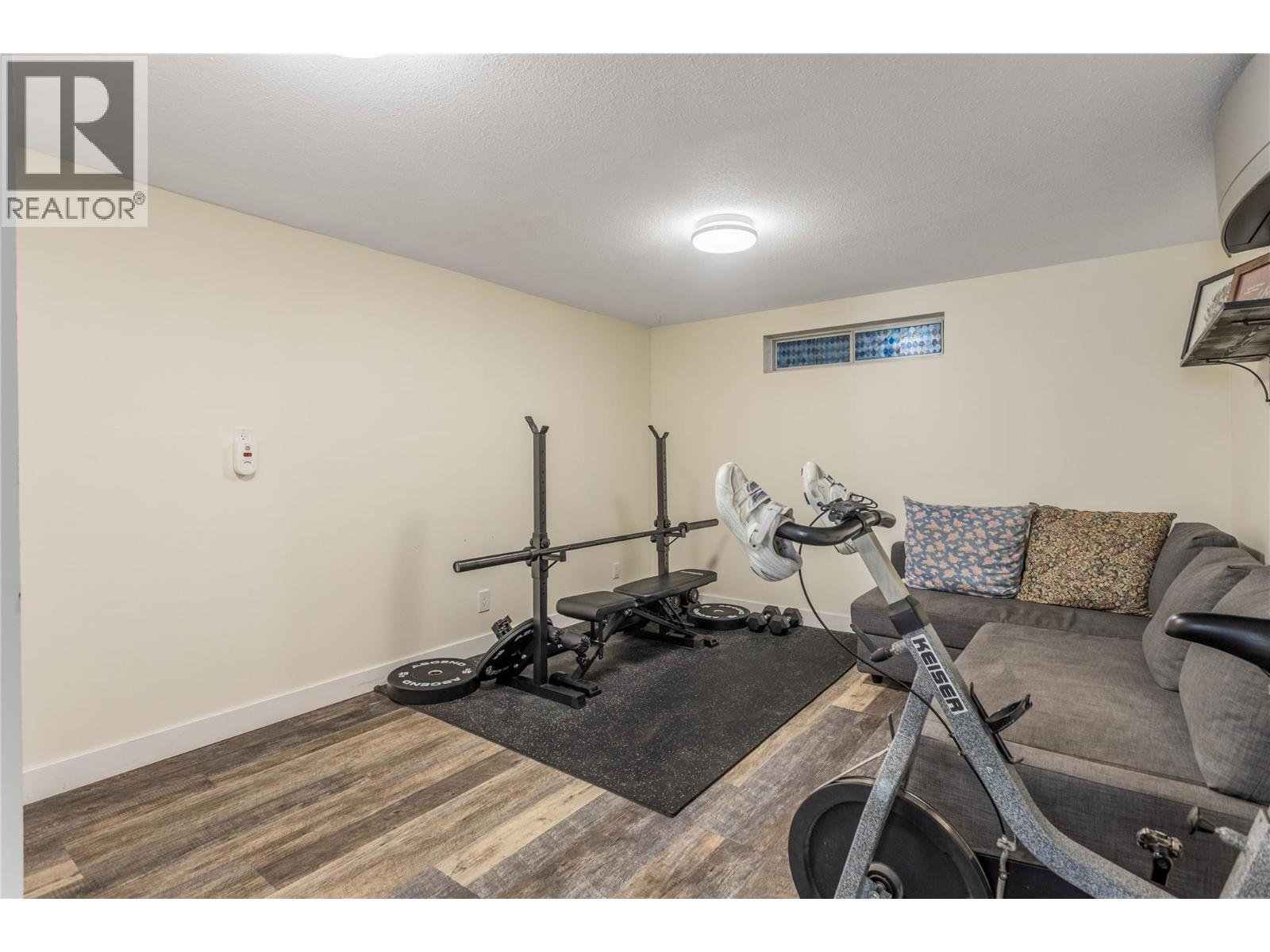 1385 Orchard Drive