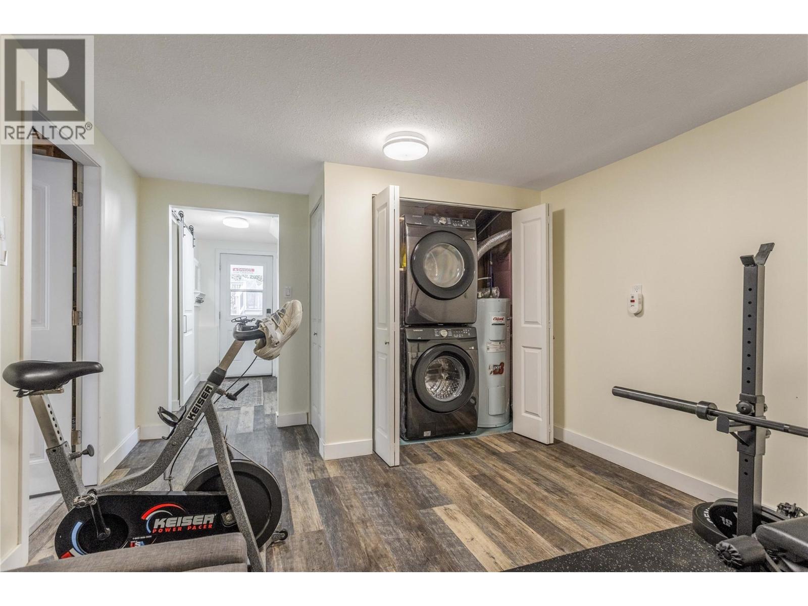 1385 Orchard Drive
