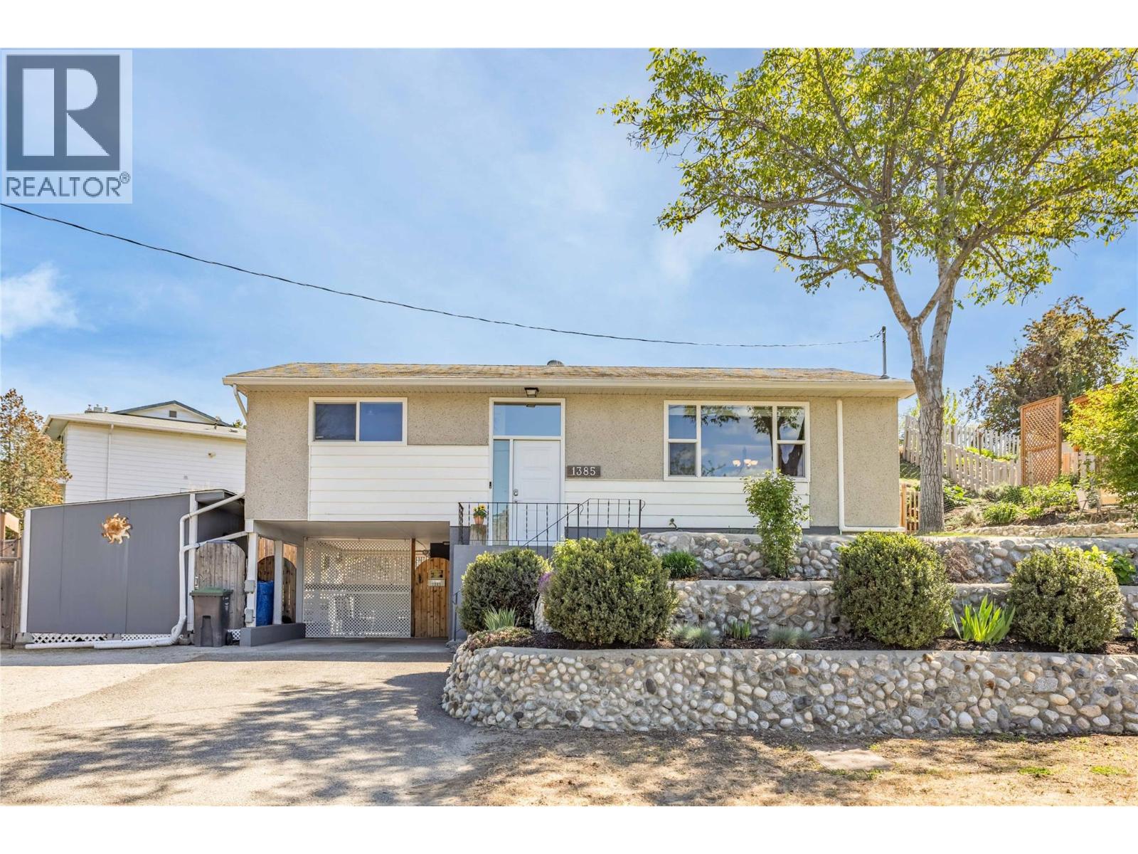 1385 Orchard Drive