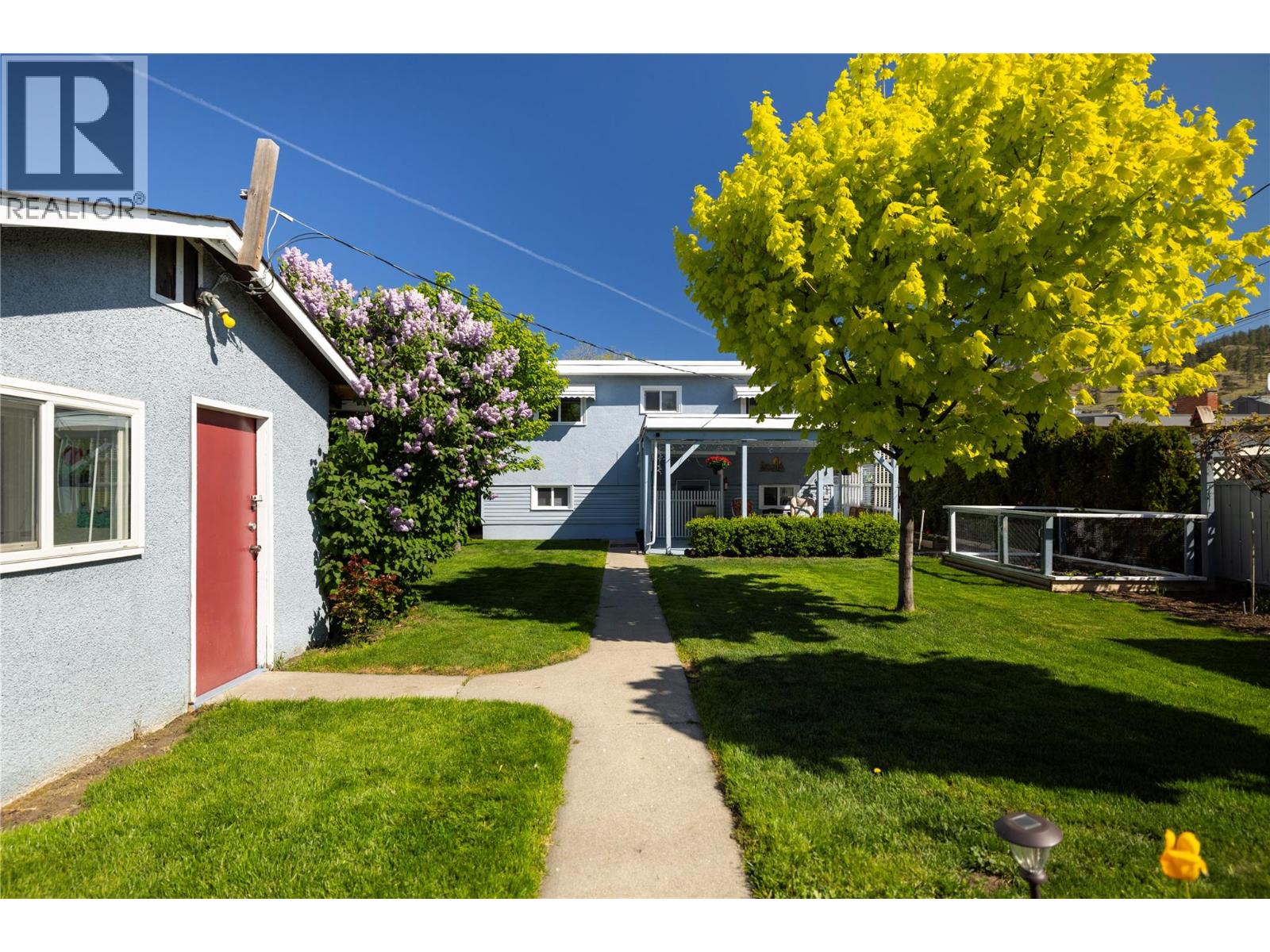 661 Bay Avenue