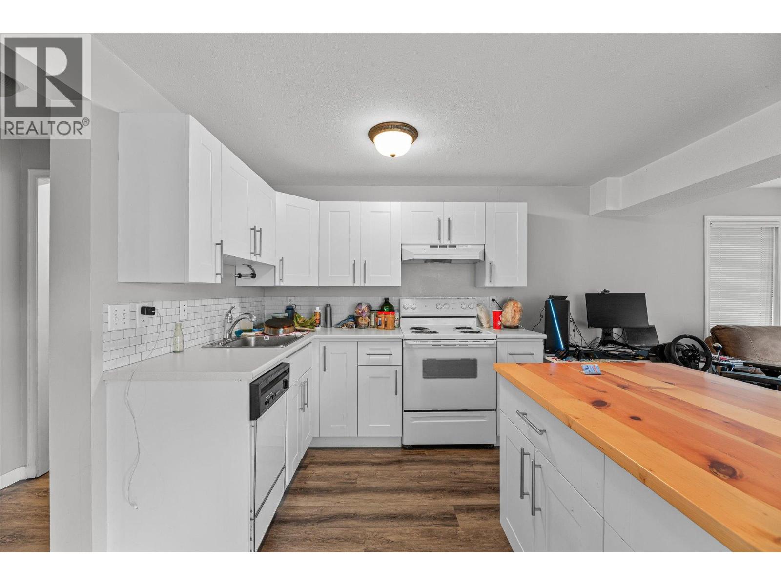 3069 Quail Crescent