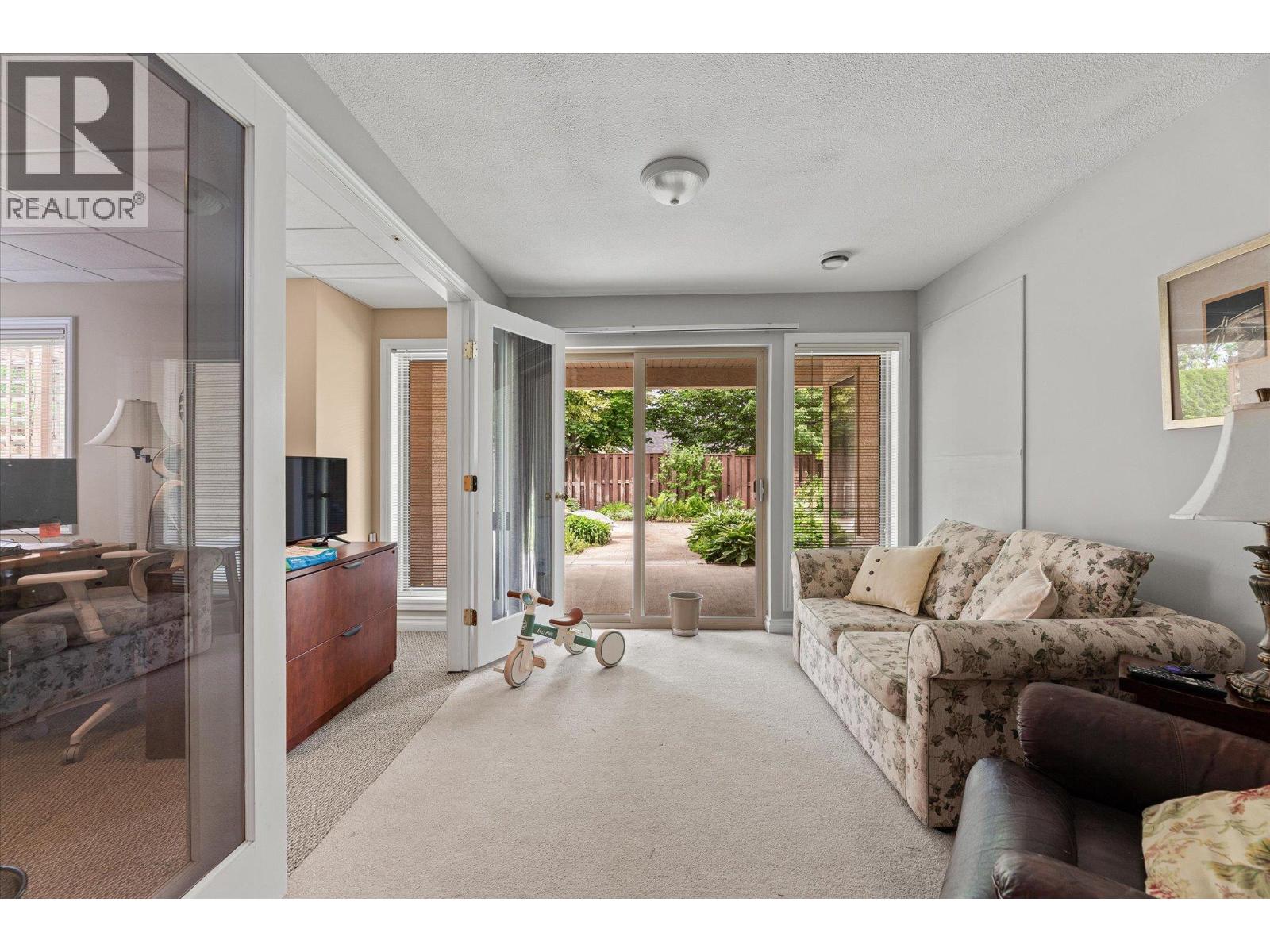 3069 Quail Crescent