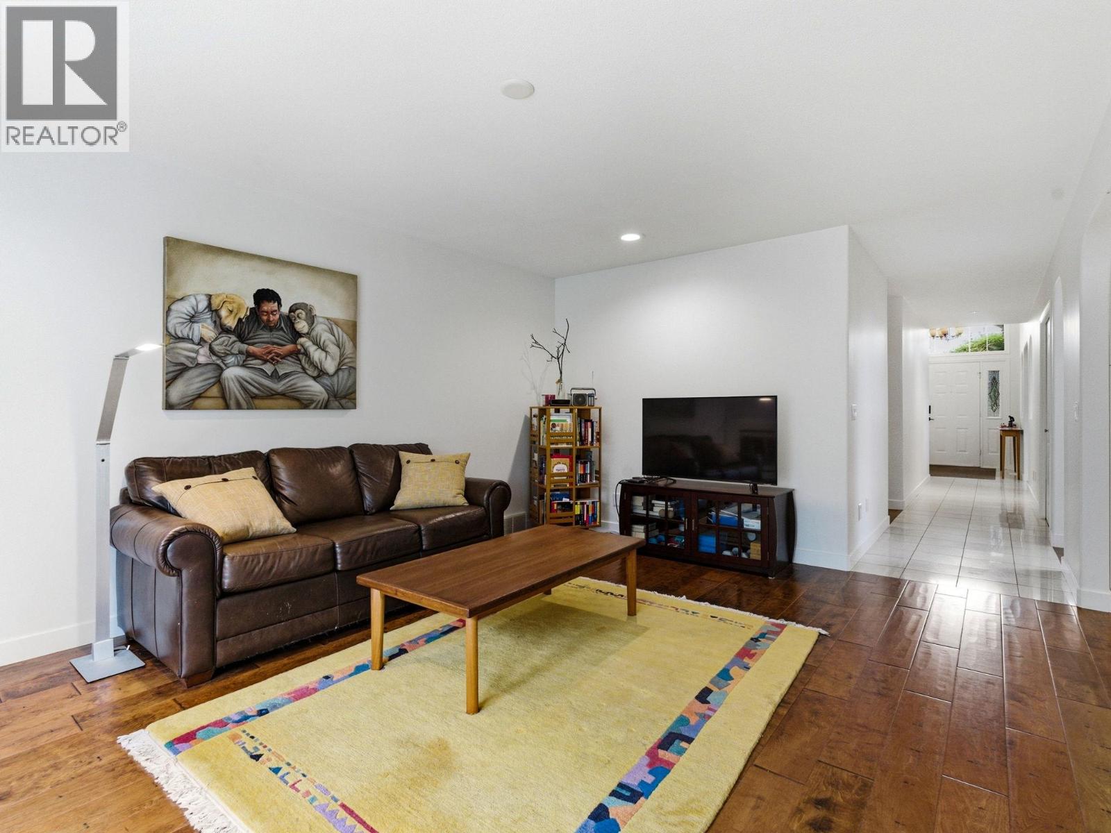 650 Lexington Drive Unit# 304