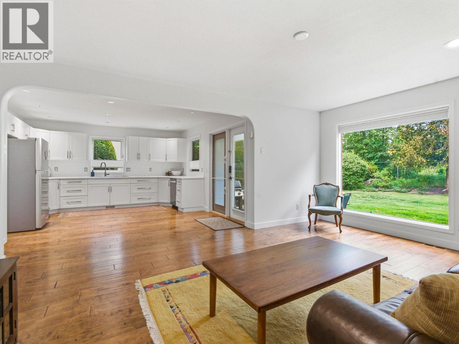 650 Lexington Drive Unit# 304