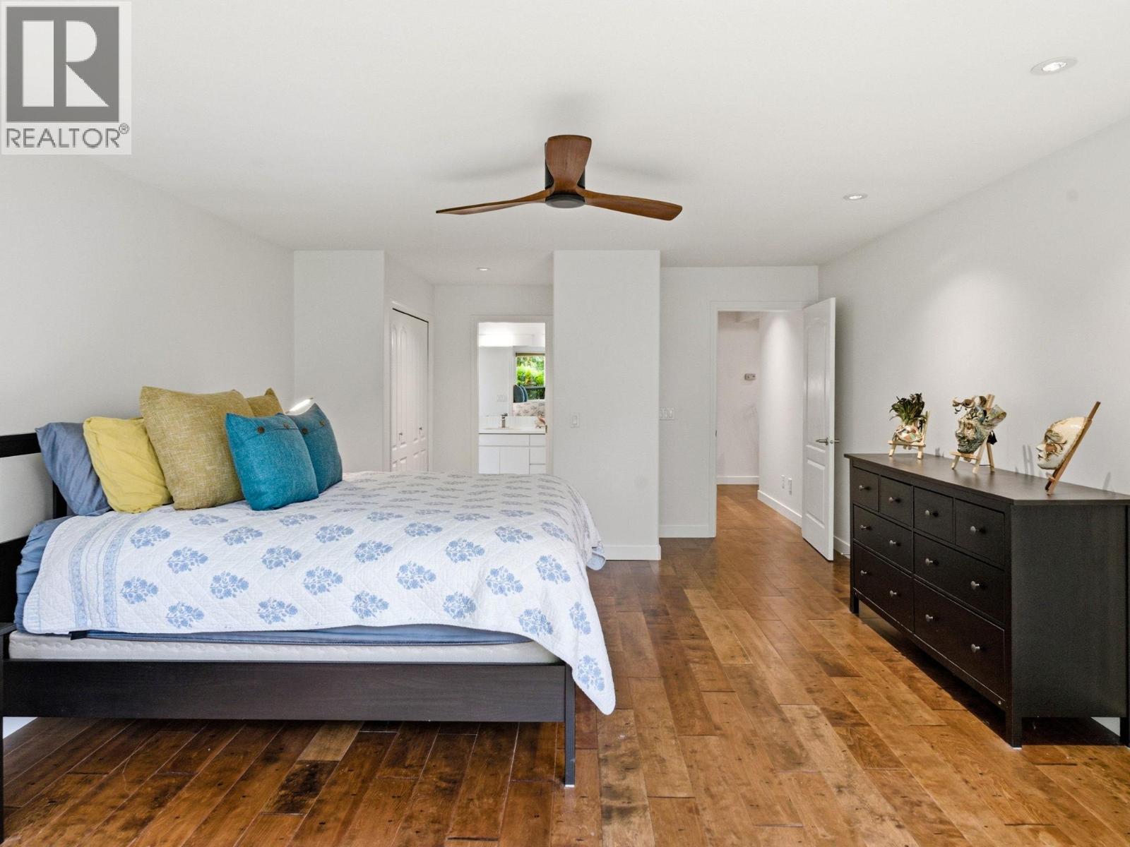 650 Lexington Drive Unit# 304