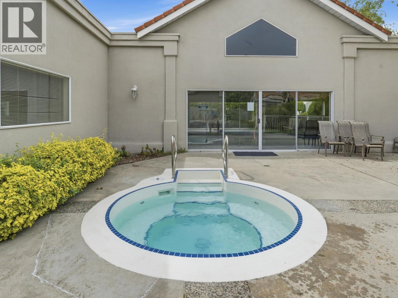 650 Lexington Drive Unit# 304