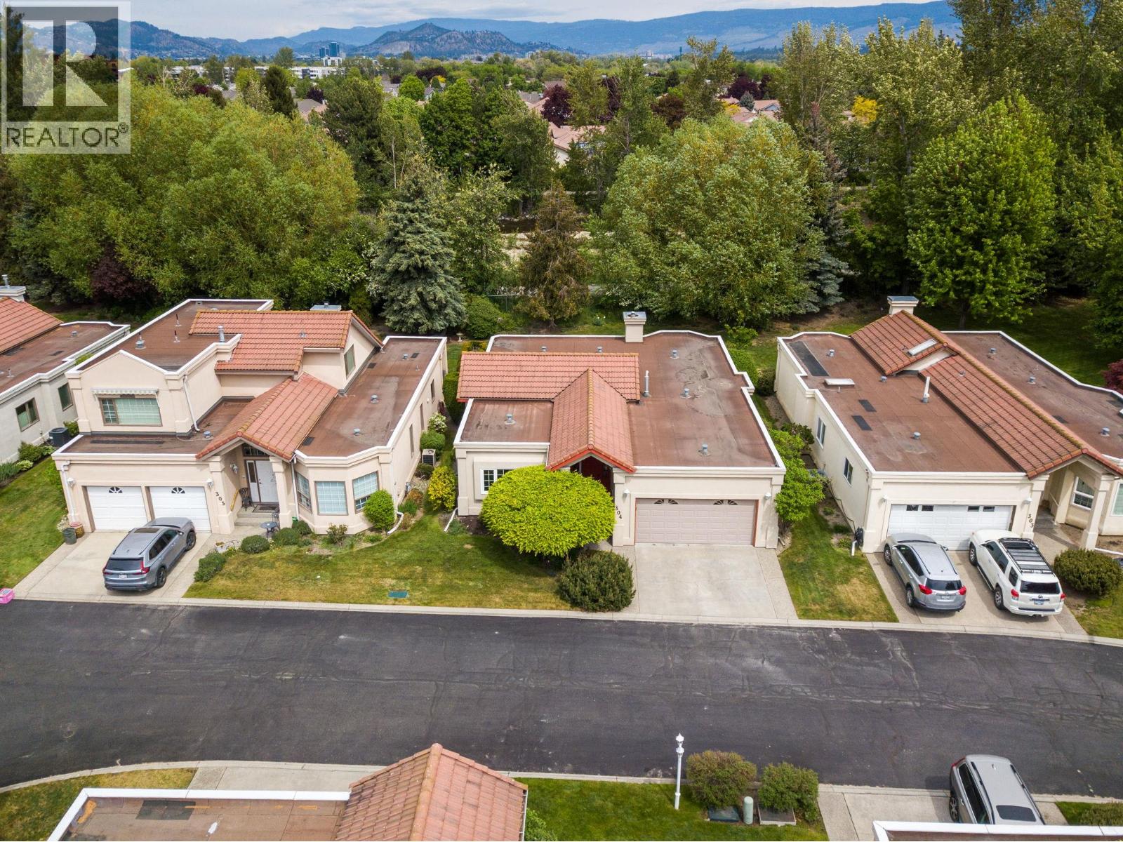 650 Lexington Drive Unit# 304