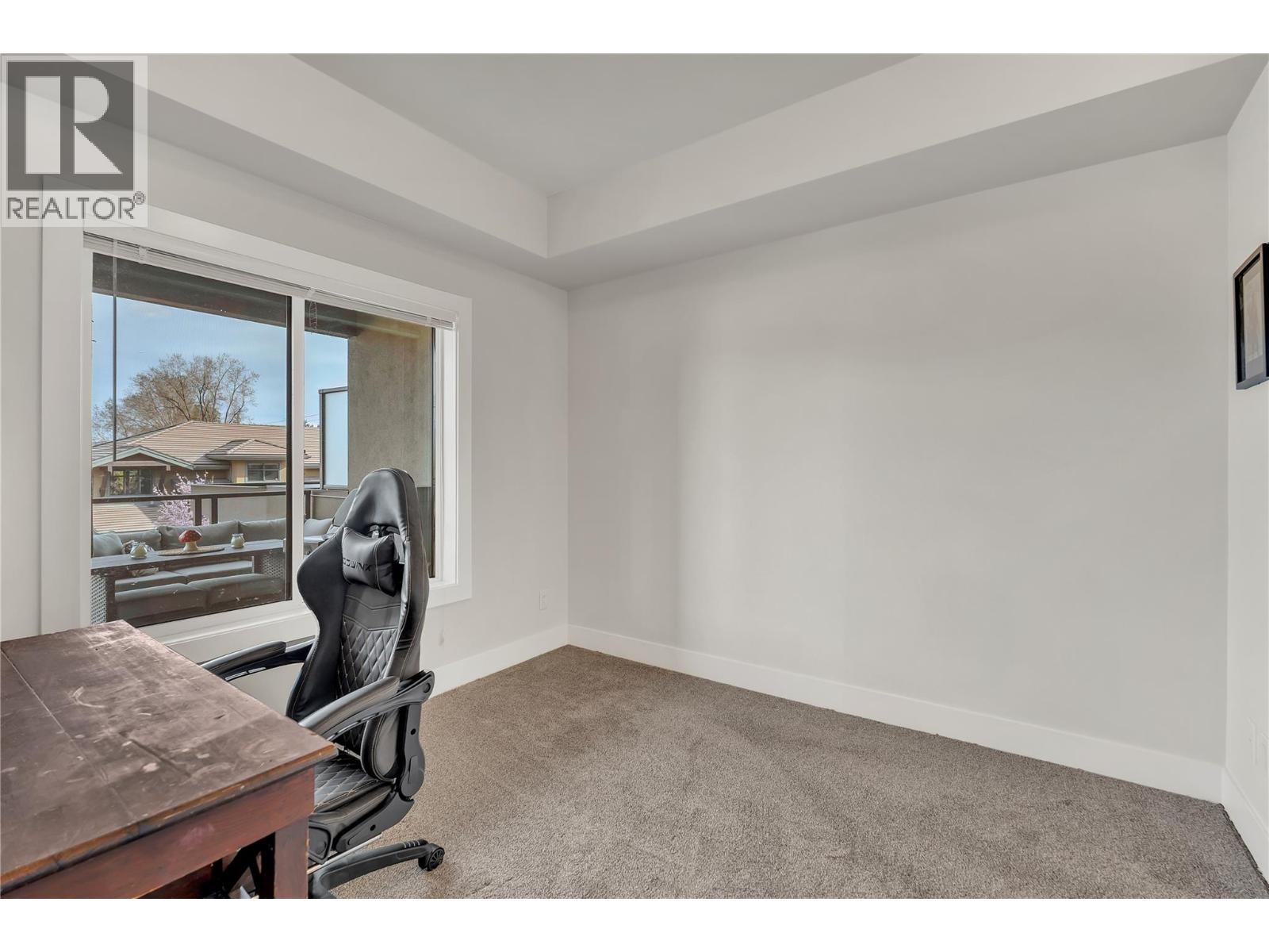 4380 Lakeshore Road Unit# 210