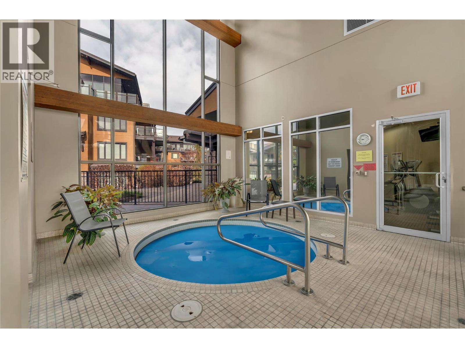 4380 Lakeshore Road Unit# 210