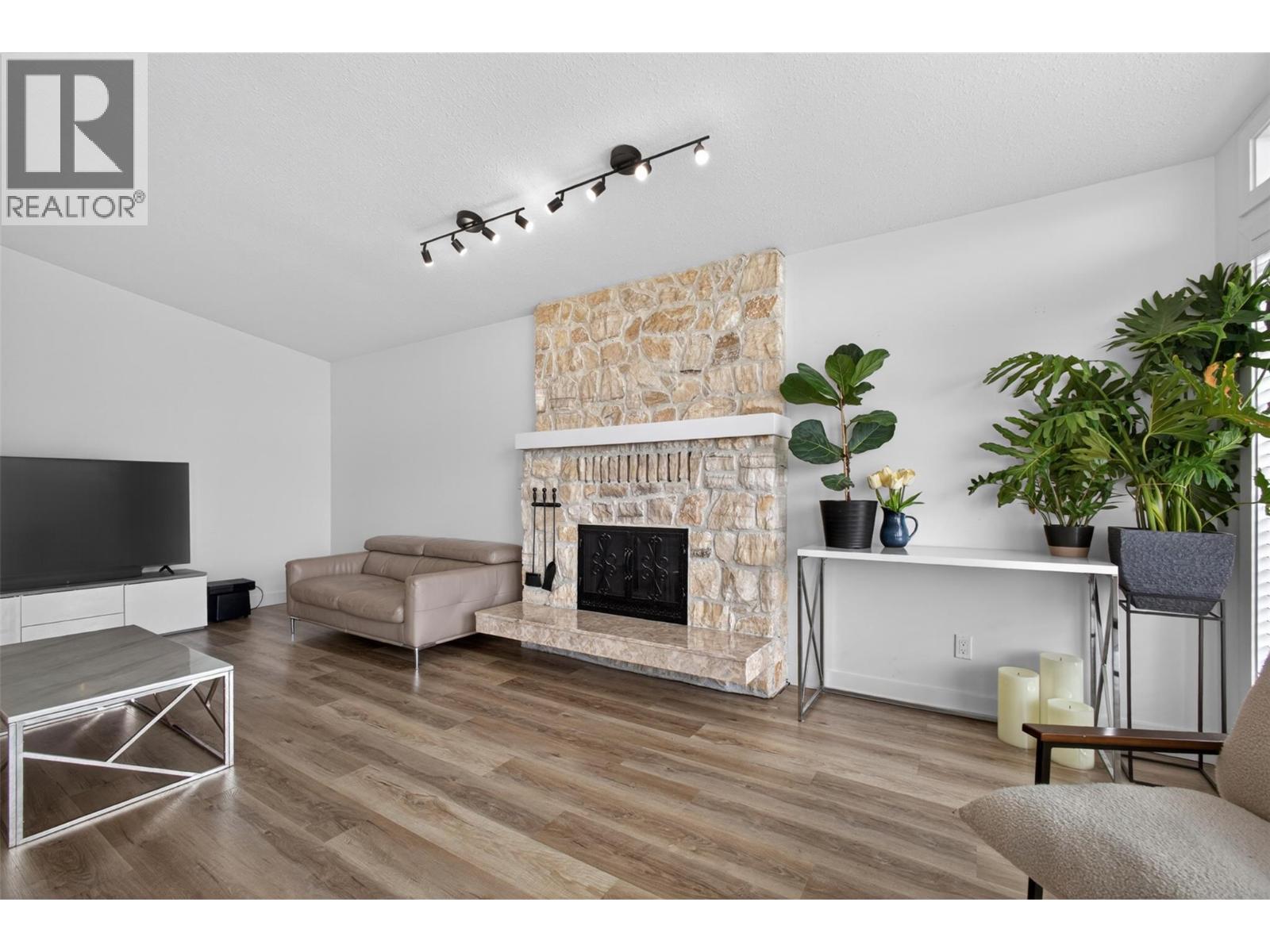 1750 Sonora Drive