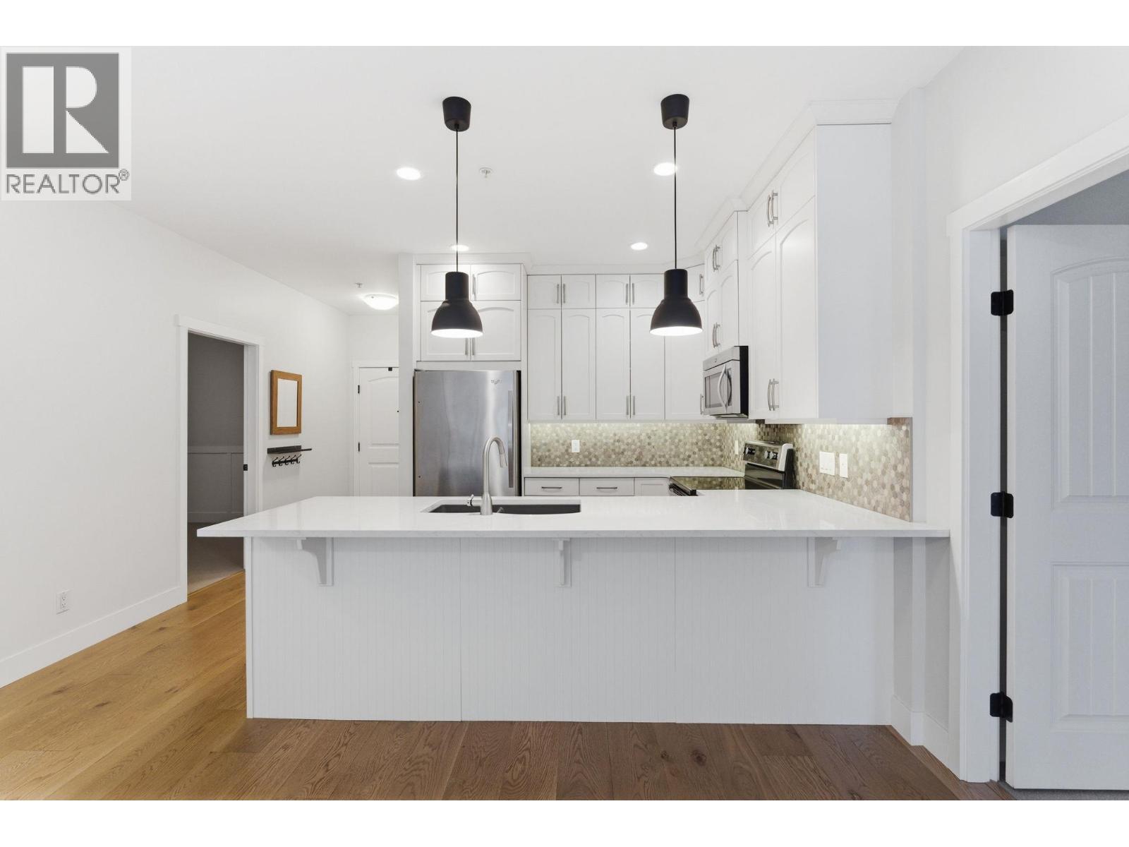 3739 Casorso Road Unit# 108 Lot# 8