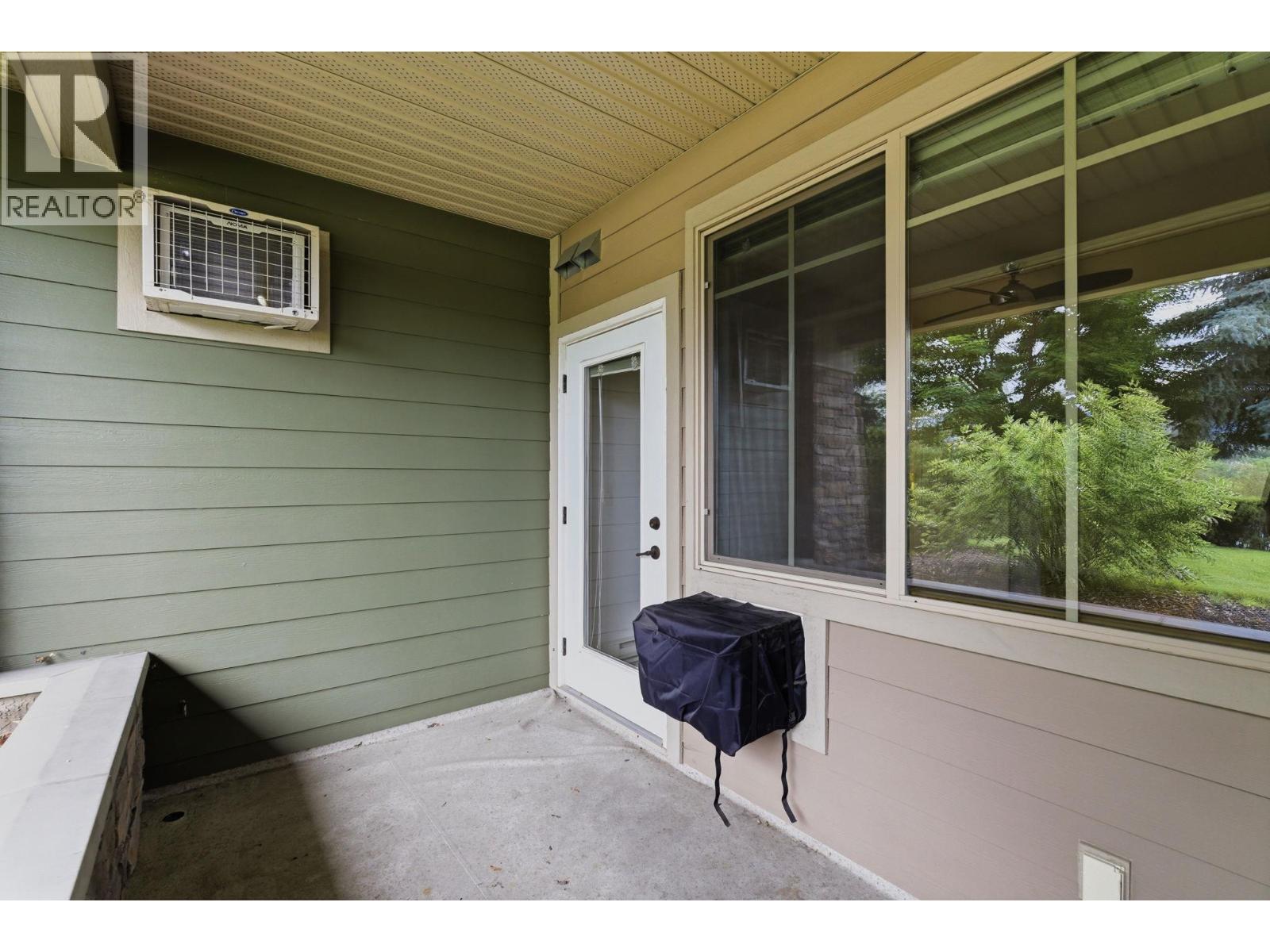 3739 Casorso Road Unit# 108 Lot# 8