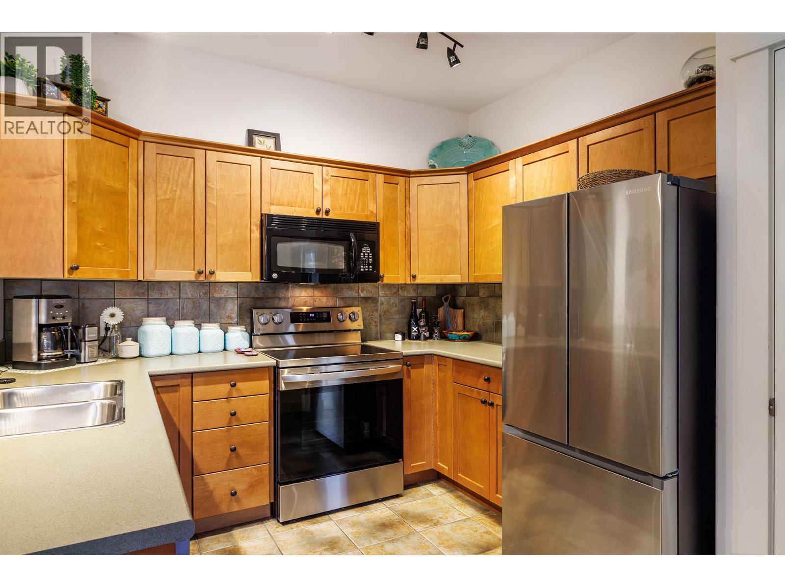 2611 Stillwater Way Unit# 205