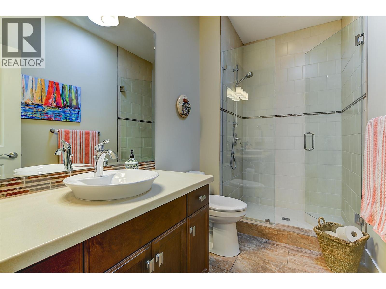 1147 Glenview Court