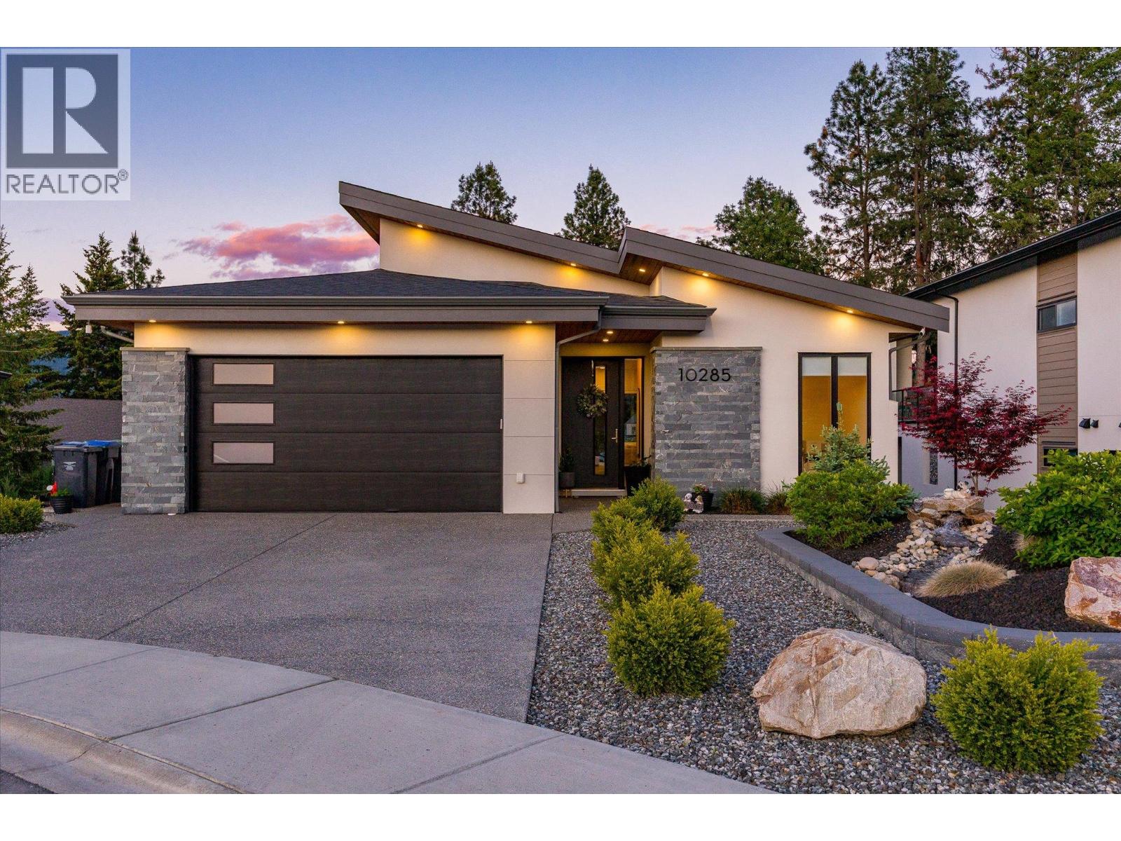 10285 Beacon Hill Drive