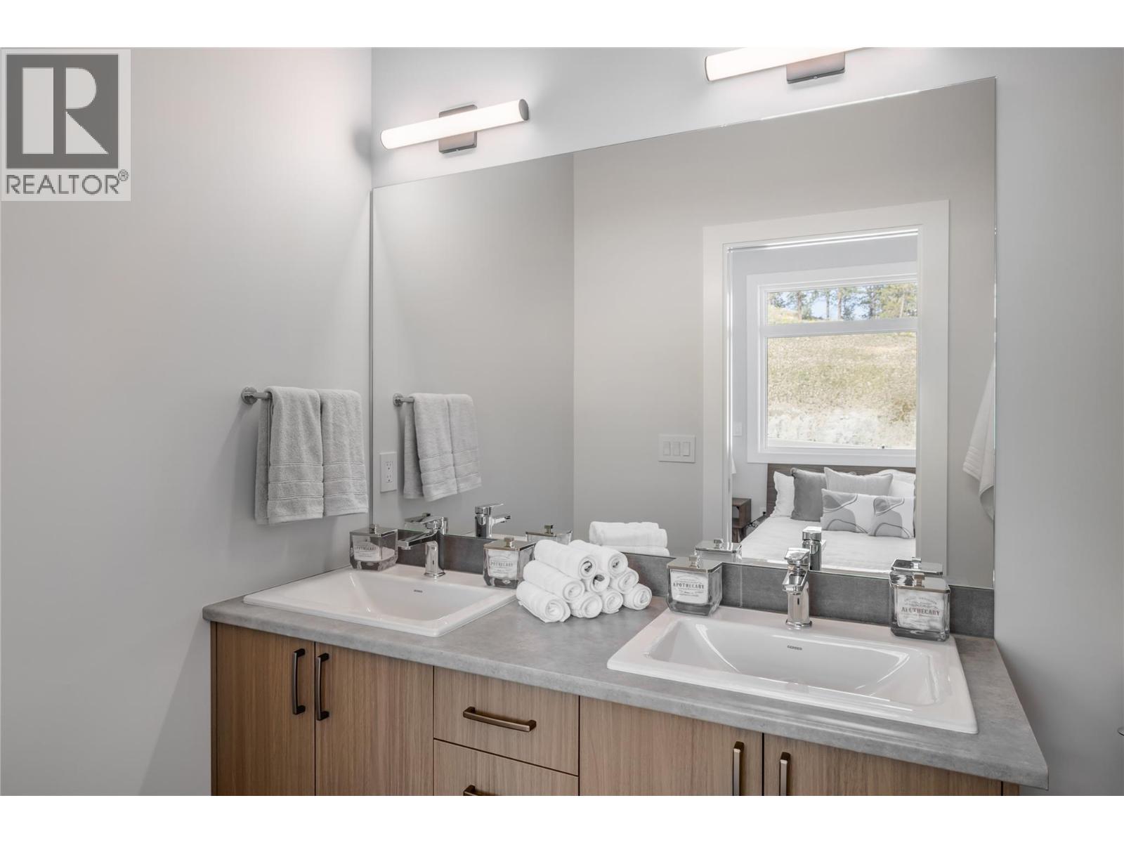 3425 Hilltown Drive Unit# 4