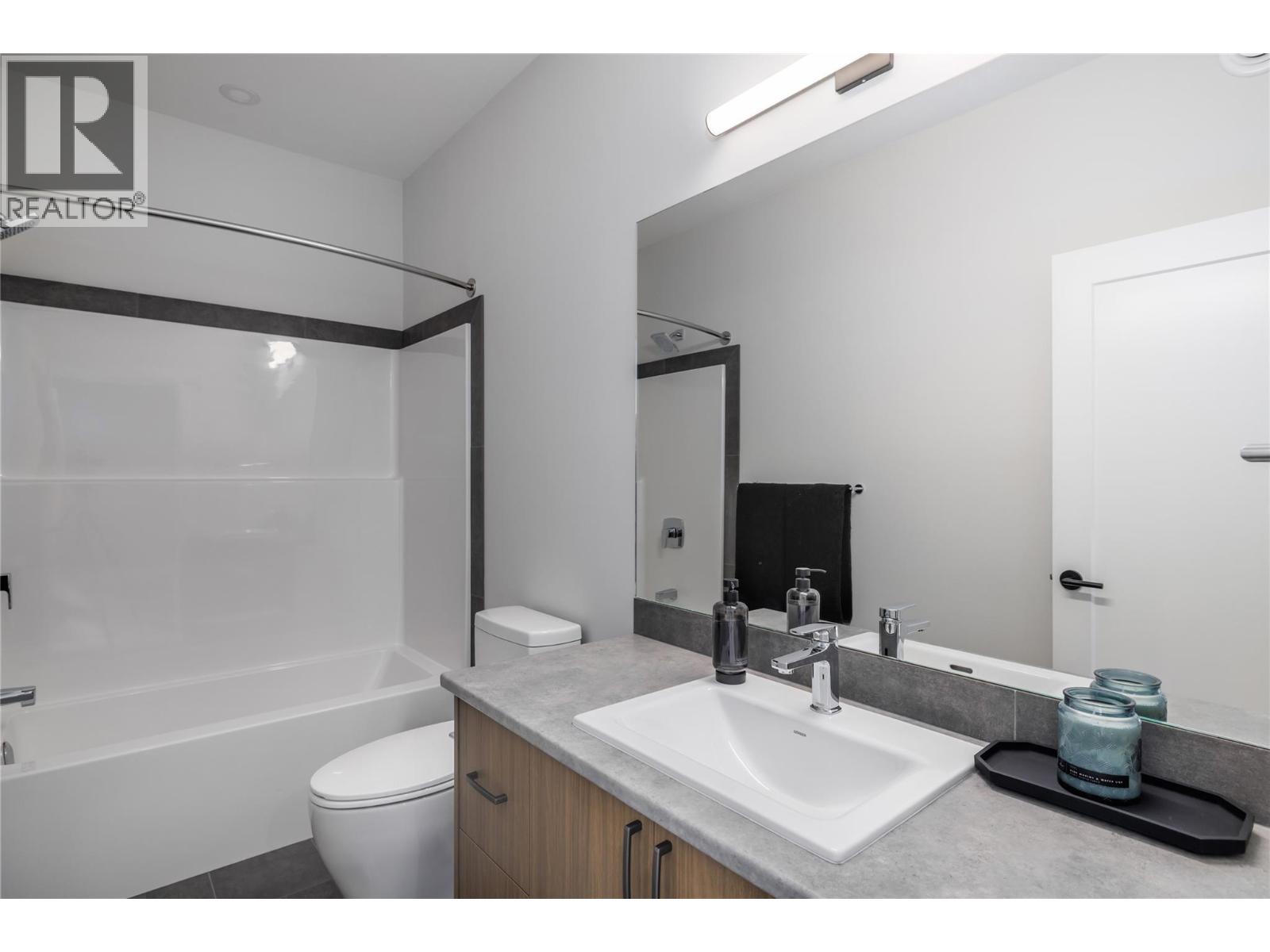 3425 Hilltown Drive Unit# 4