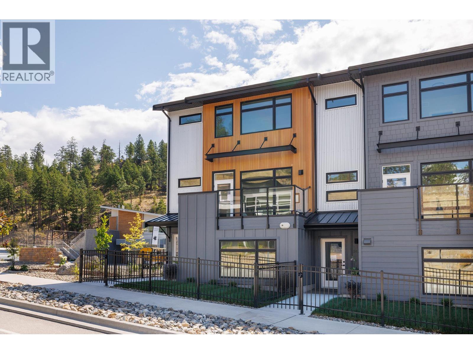 3425 Hilltown Drive Unit# 4