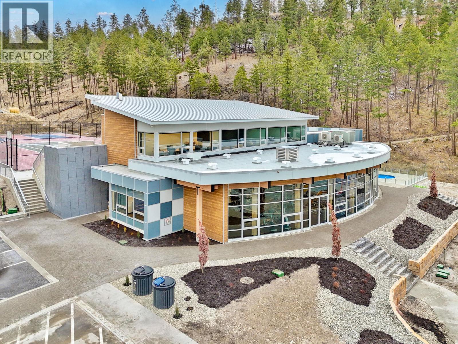 3425 Hilltown Drive Unit# 4