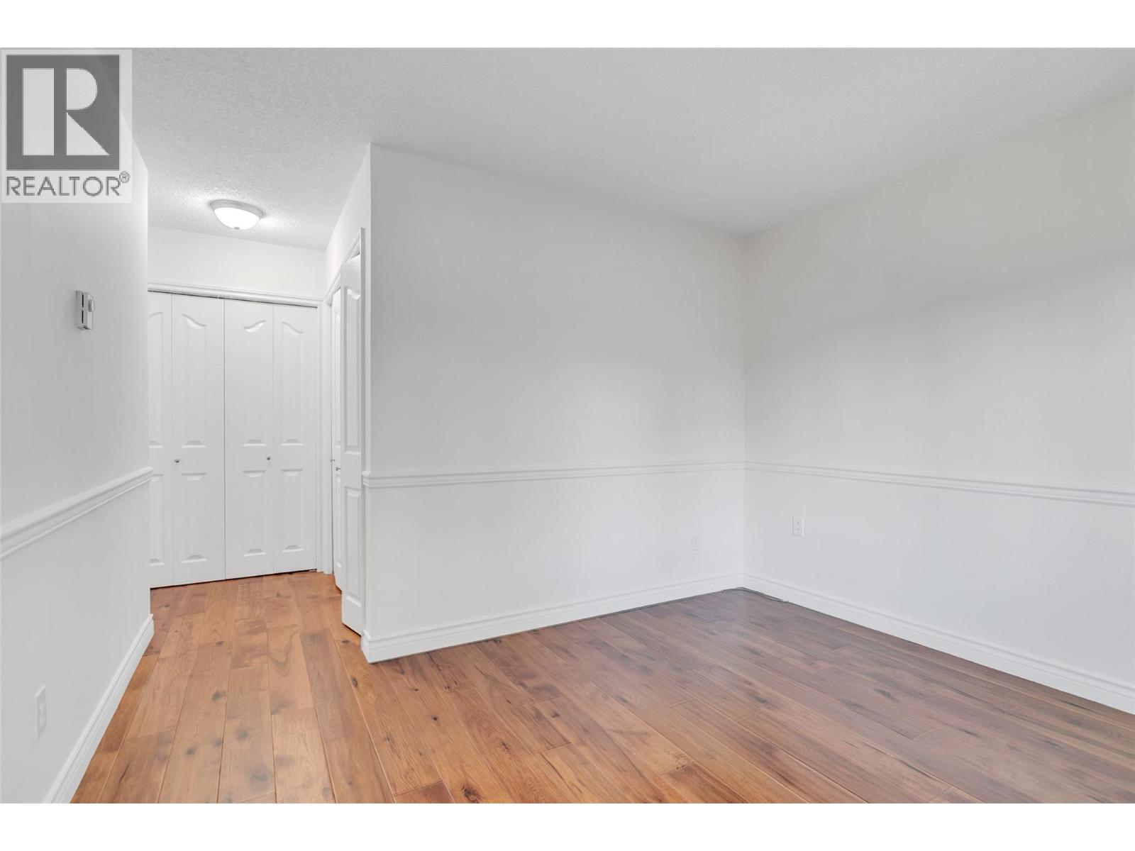 983 Bernard Avenue Unit# 206