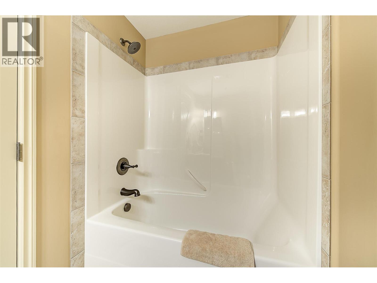 2760 Auburn Road Unit# 101