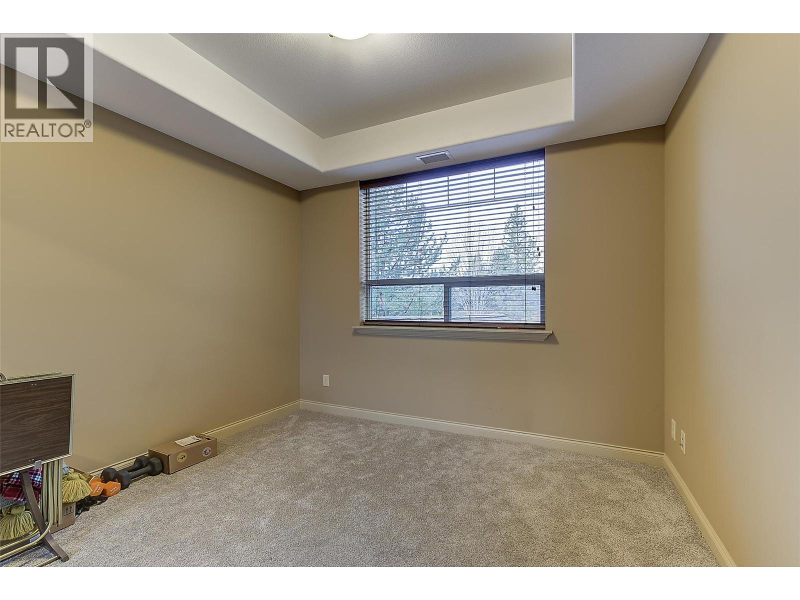 2760 Auburn Road Unit# 101