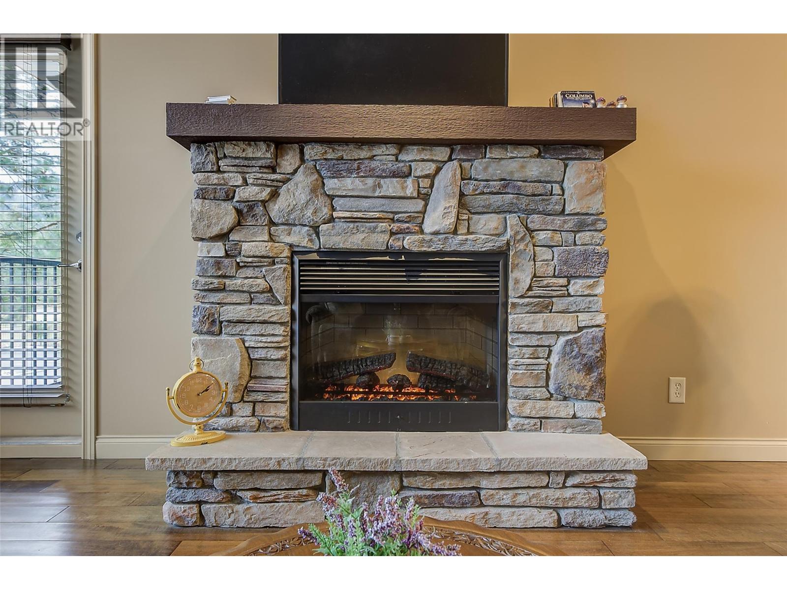 2760 Auburn Road Unit# 101