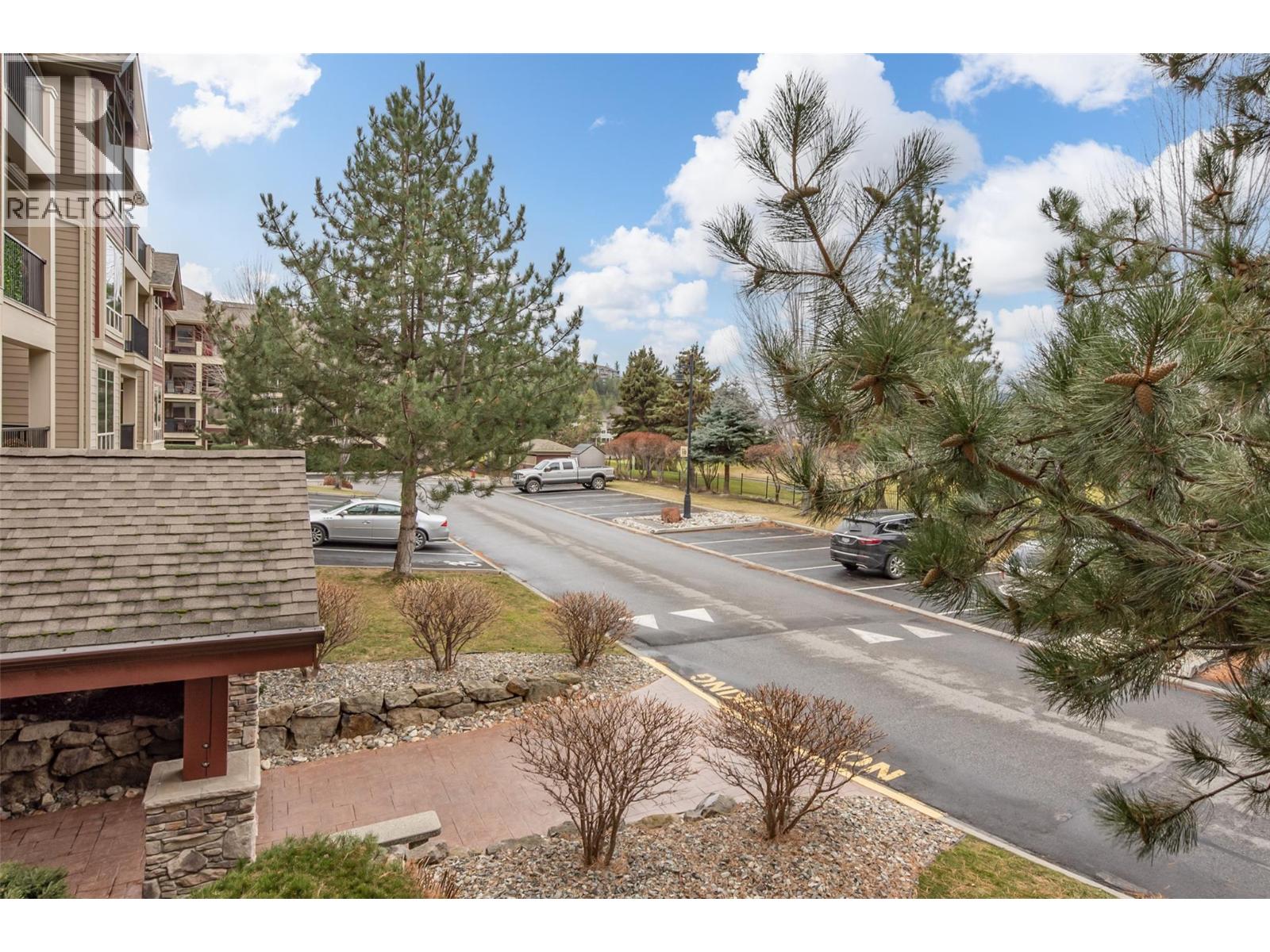 2760 Auburn Road Unit# 101