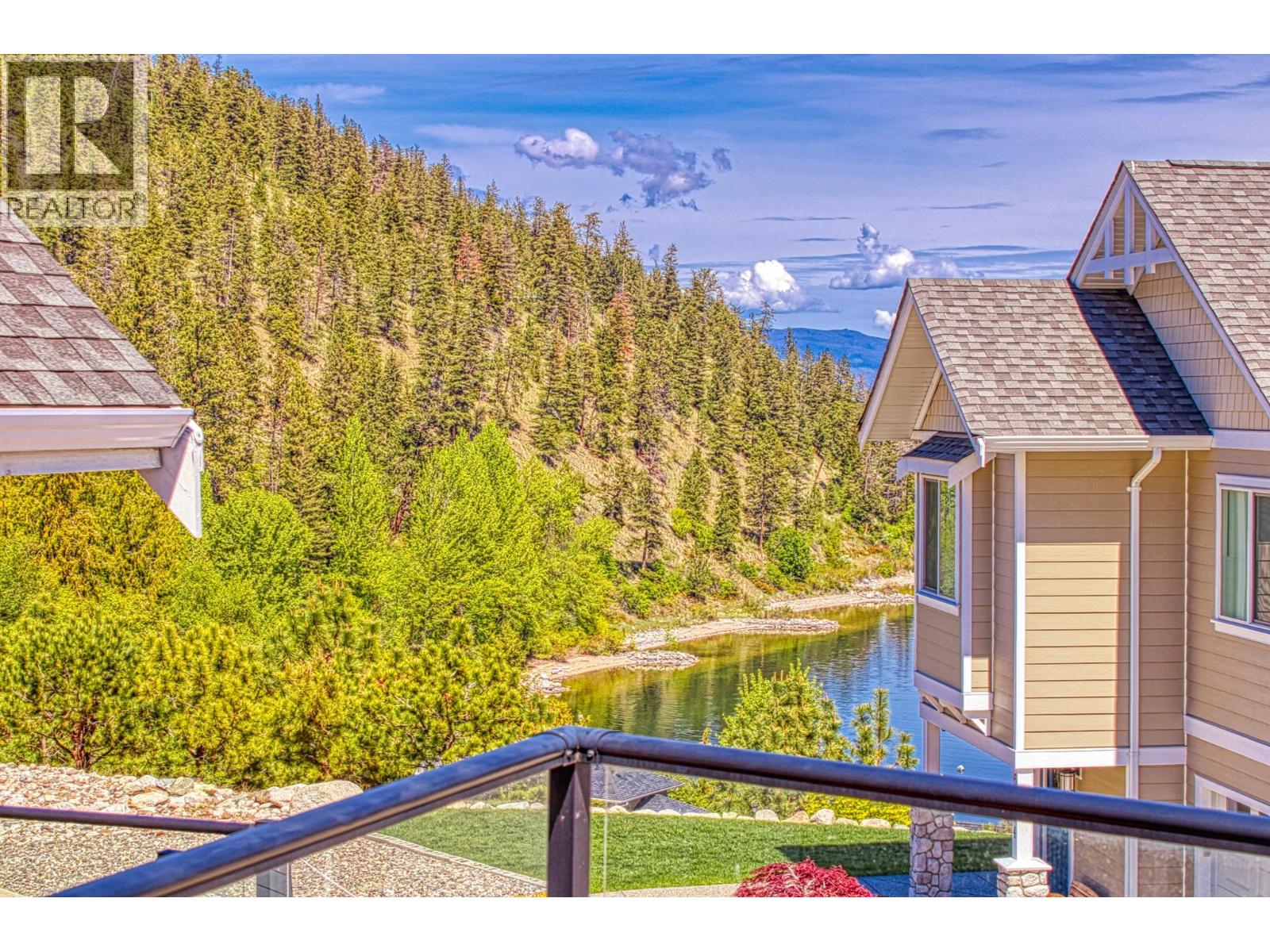 7001 Barcelona Drive Unit# 33