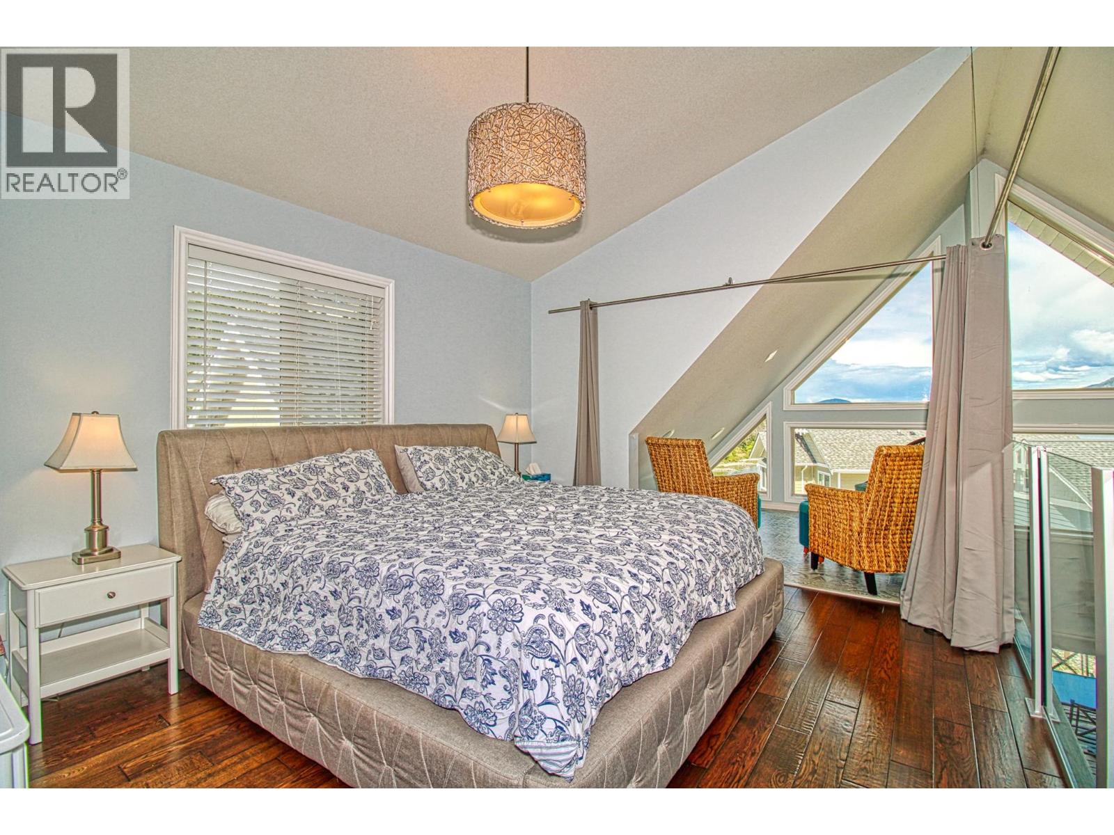 7001 Barcelona Drive Unit# 33