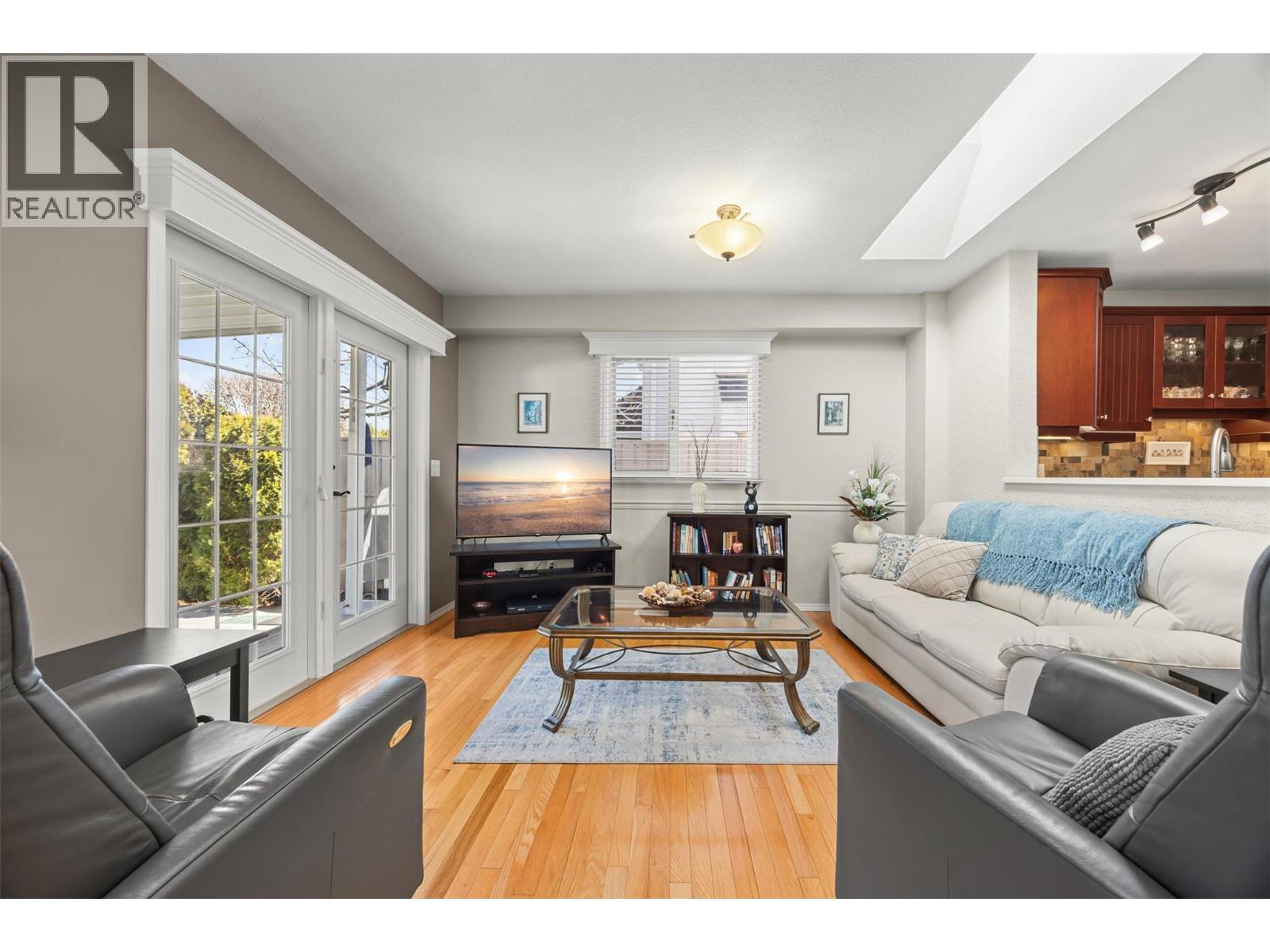 1384 NELSON Place