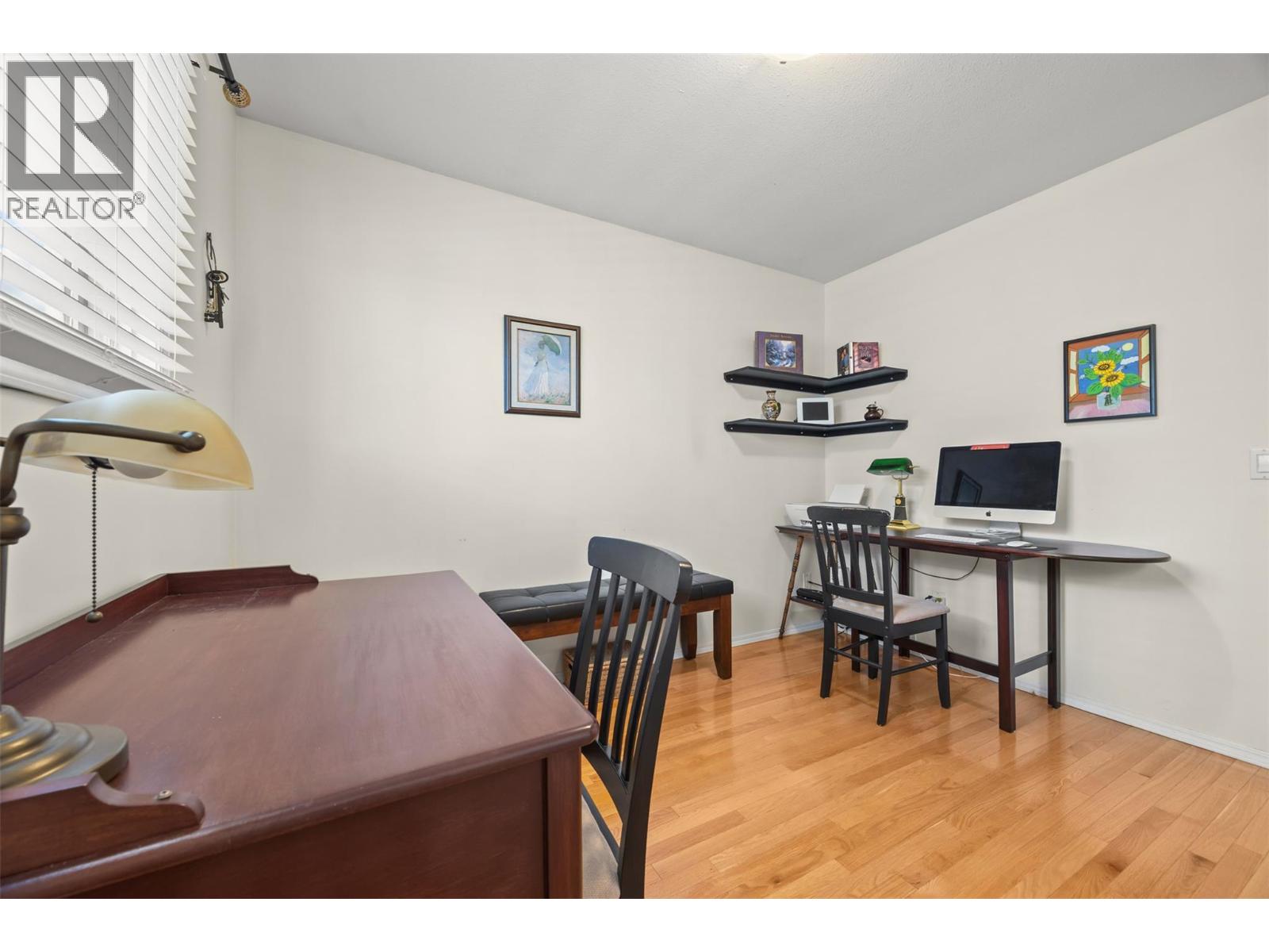 1384 NELSON Place