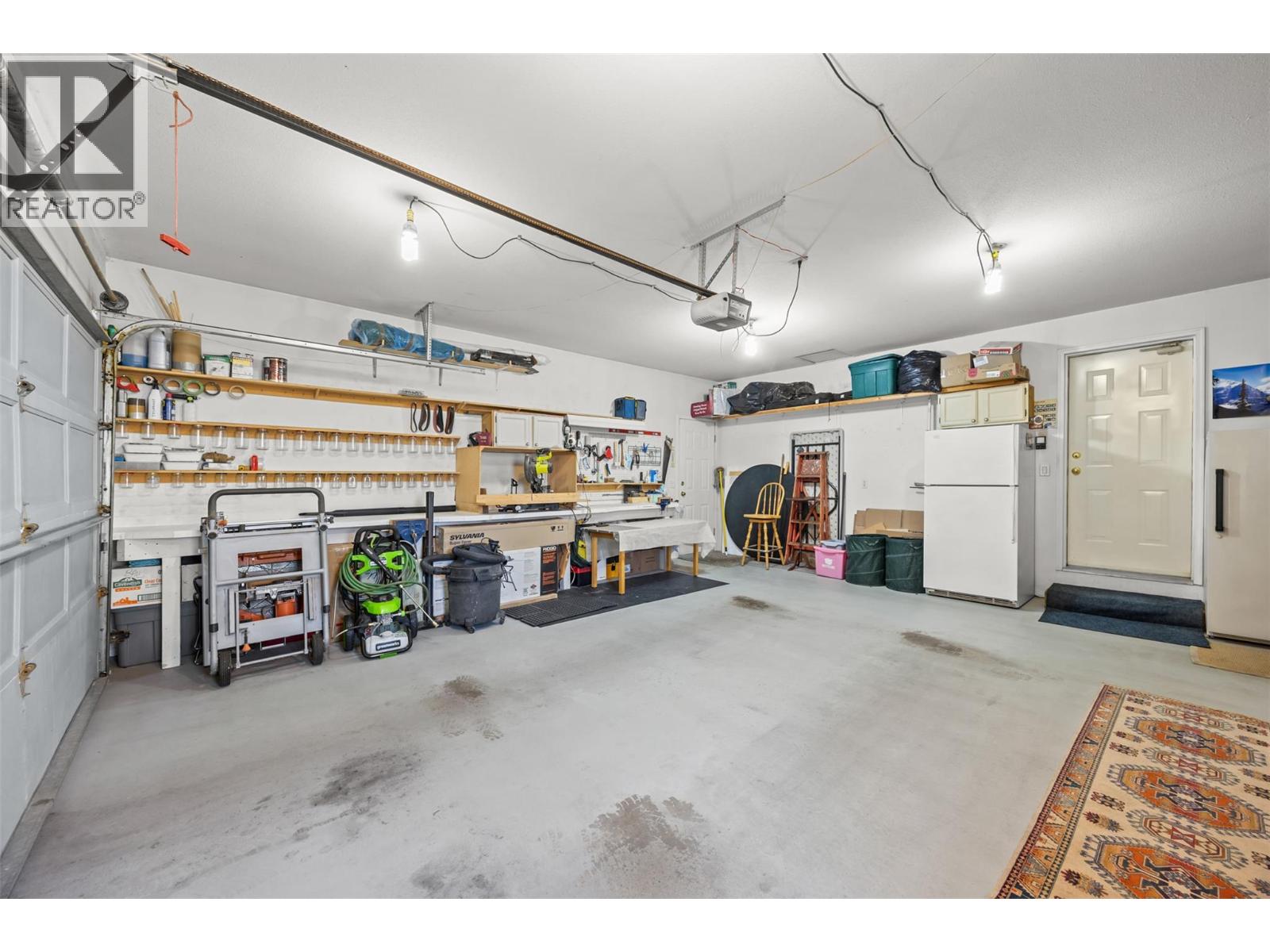 1384 NELSON Place